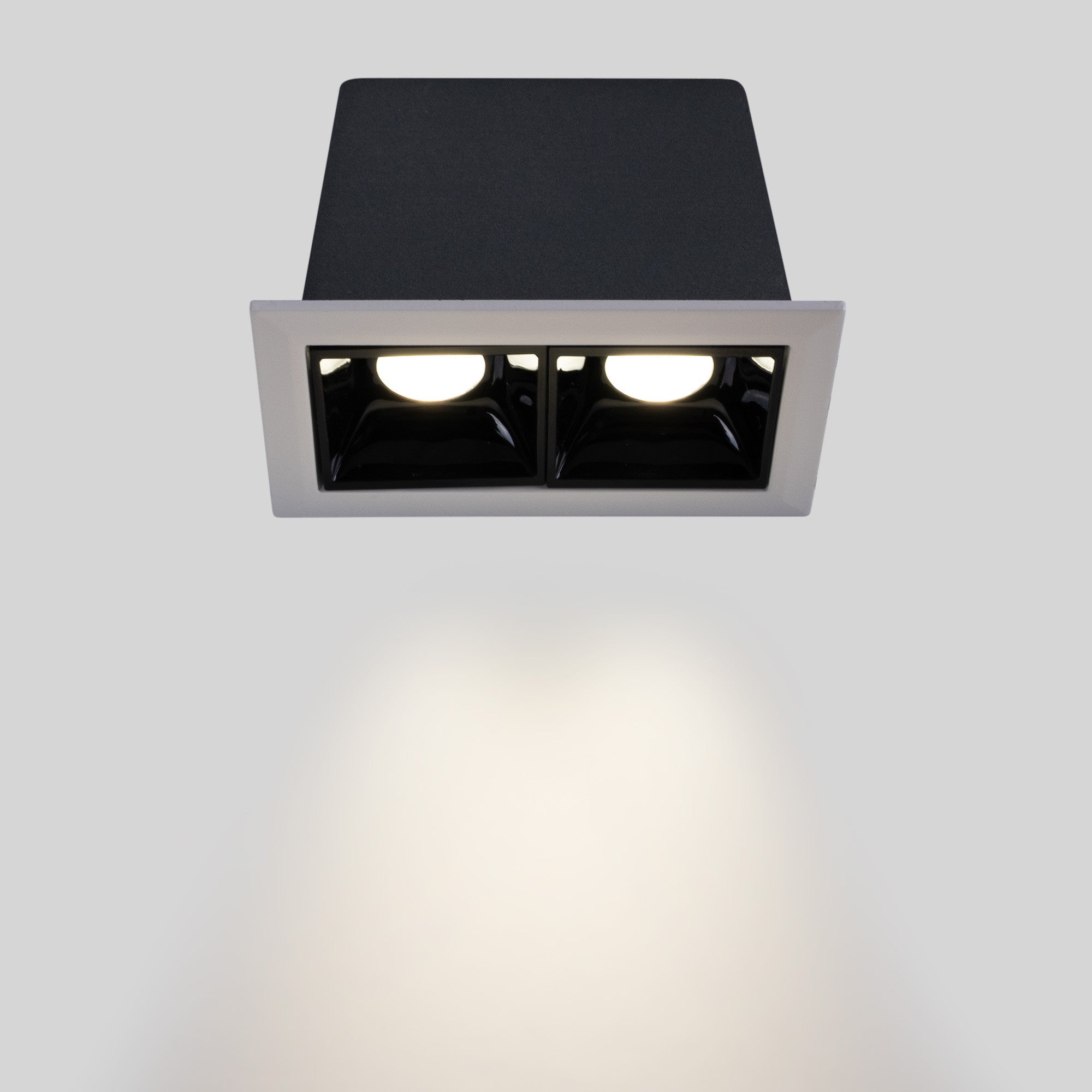 Foco lineal LED empotrable 4W - UGR18 - CRI90 - Chip OSRAM