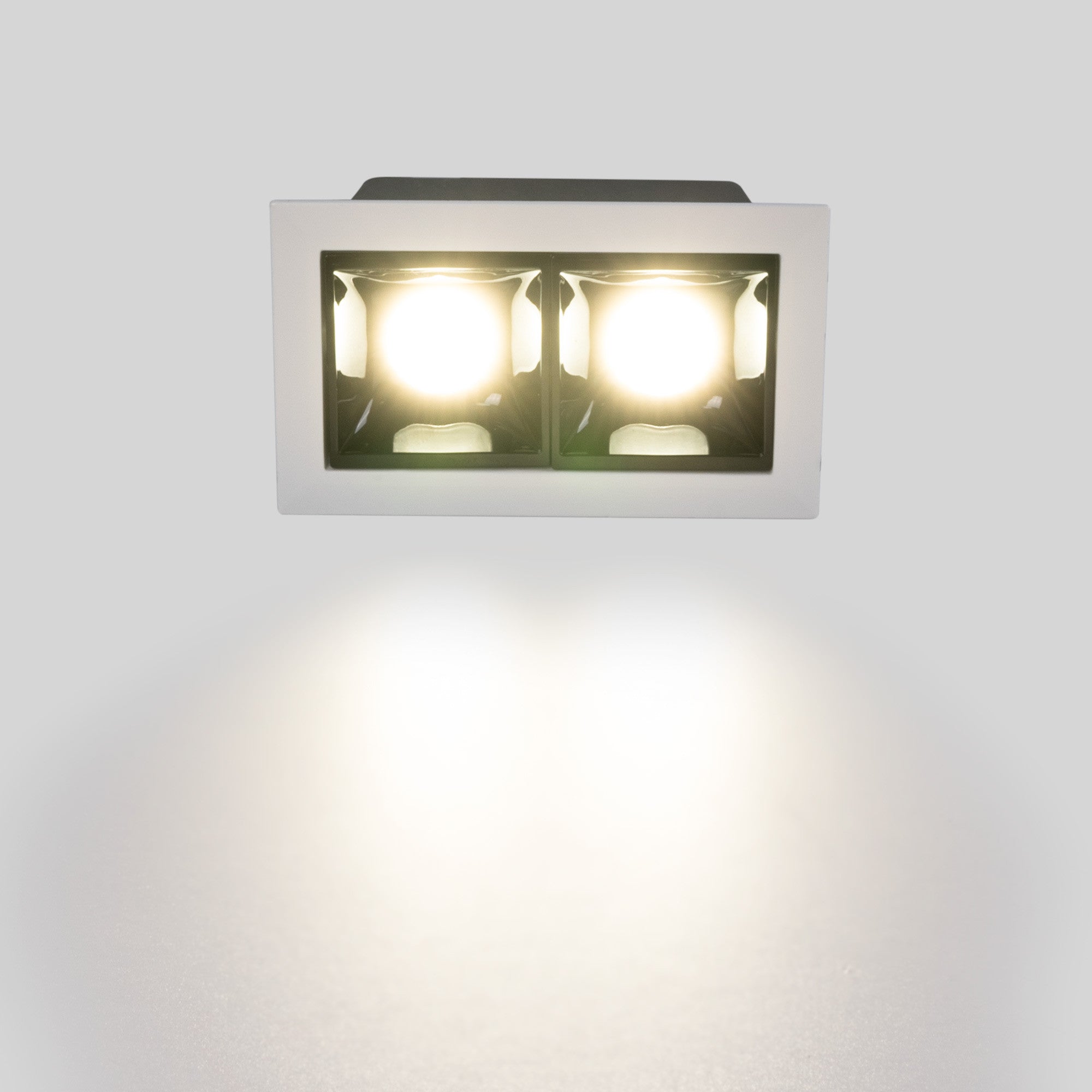 Foco lineal LED empotrable 4W - UGR18 - CRI90 - Chip OSRAM