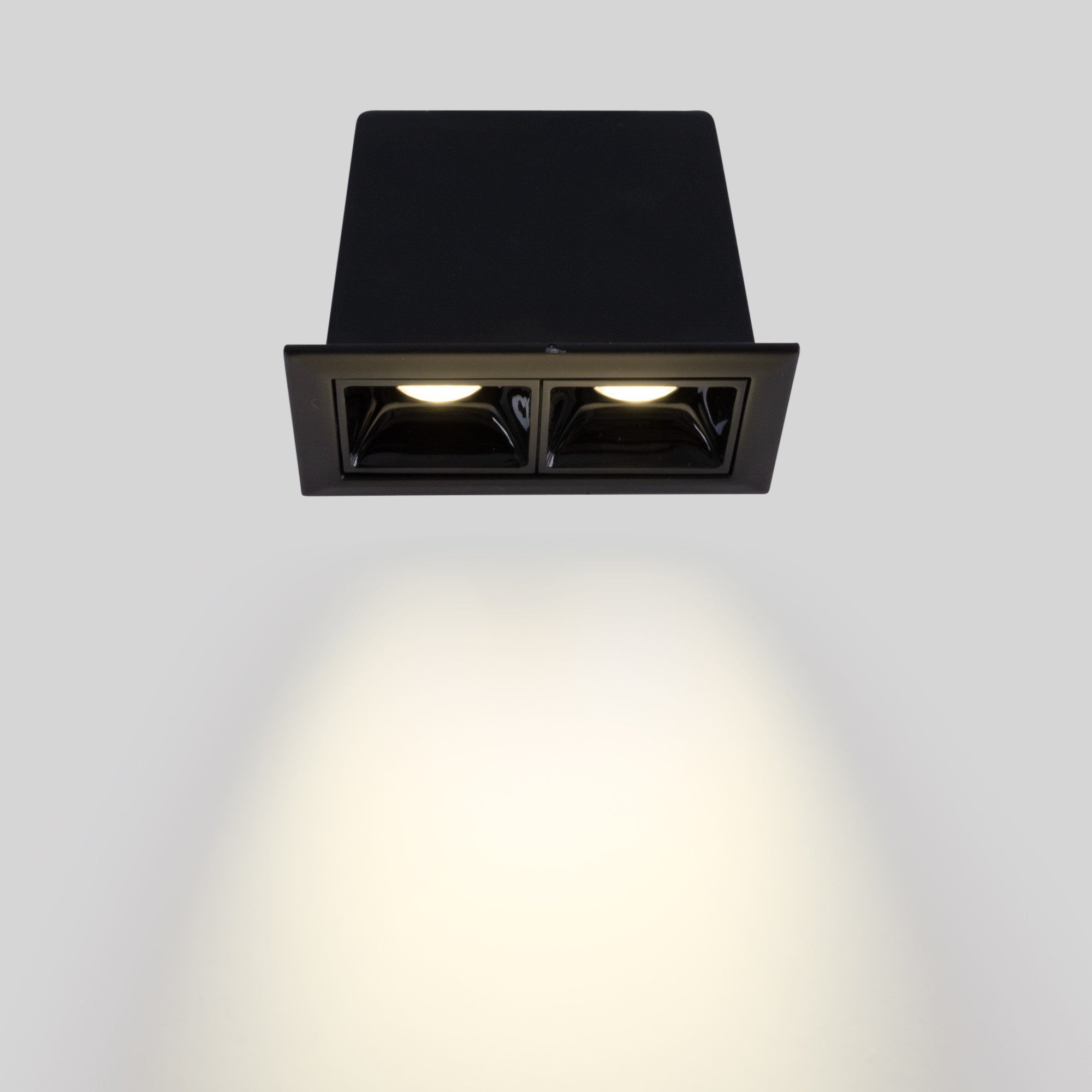 Foco lineal LED empotrable 4W - UGR18 - CRI90 - Chip OSRAM