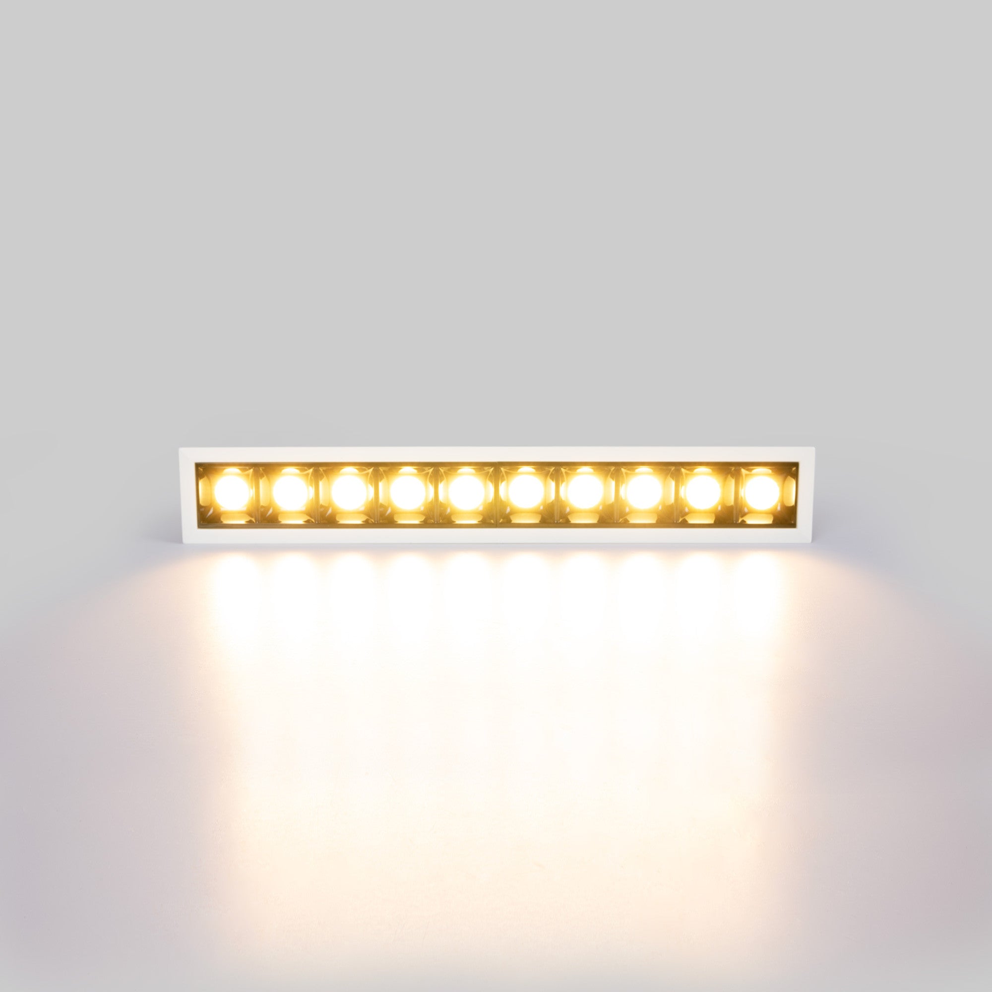 Foco lineal LED empotrable 20W - UGR18 - CRI90 - Chip OSRAM