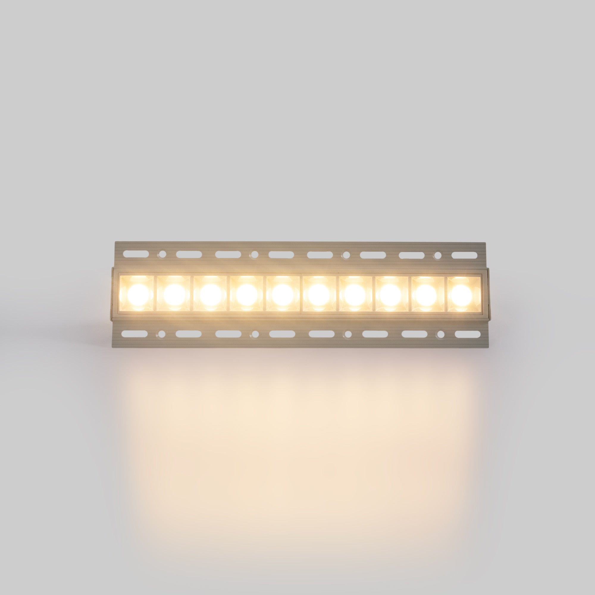 Foco lineal LED trimless / integración - 20W - UGR18 - CRI90