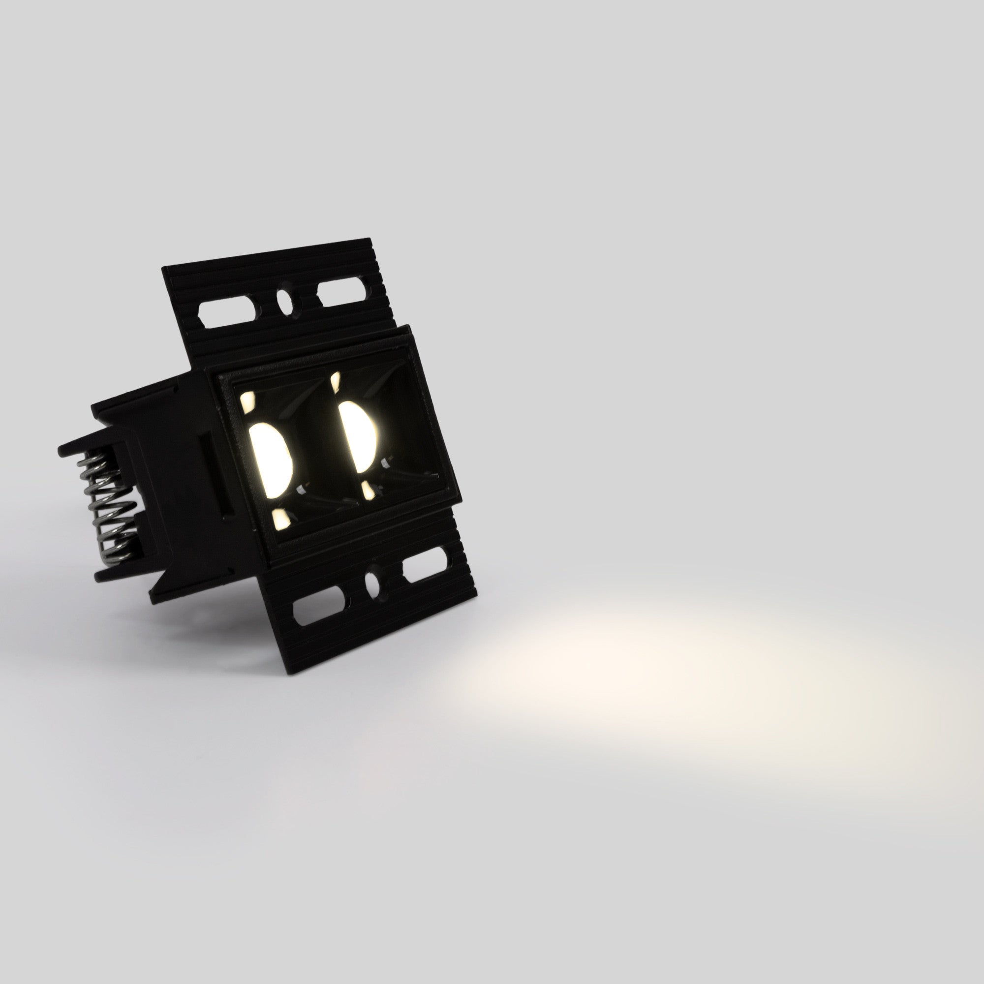 Foco lineal LED trimless / integración - 4W - UGR18 - CRI90