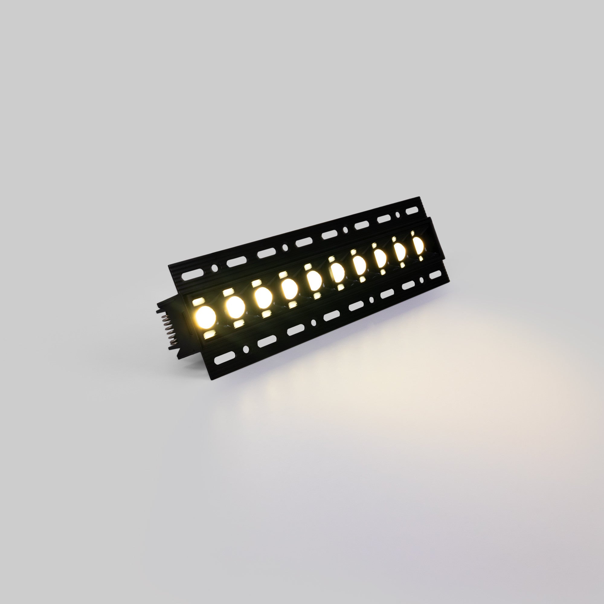Foco lineal LED trimless / integración - 20W - UGR18 - CRI90