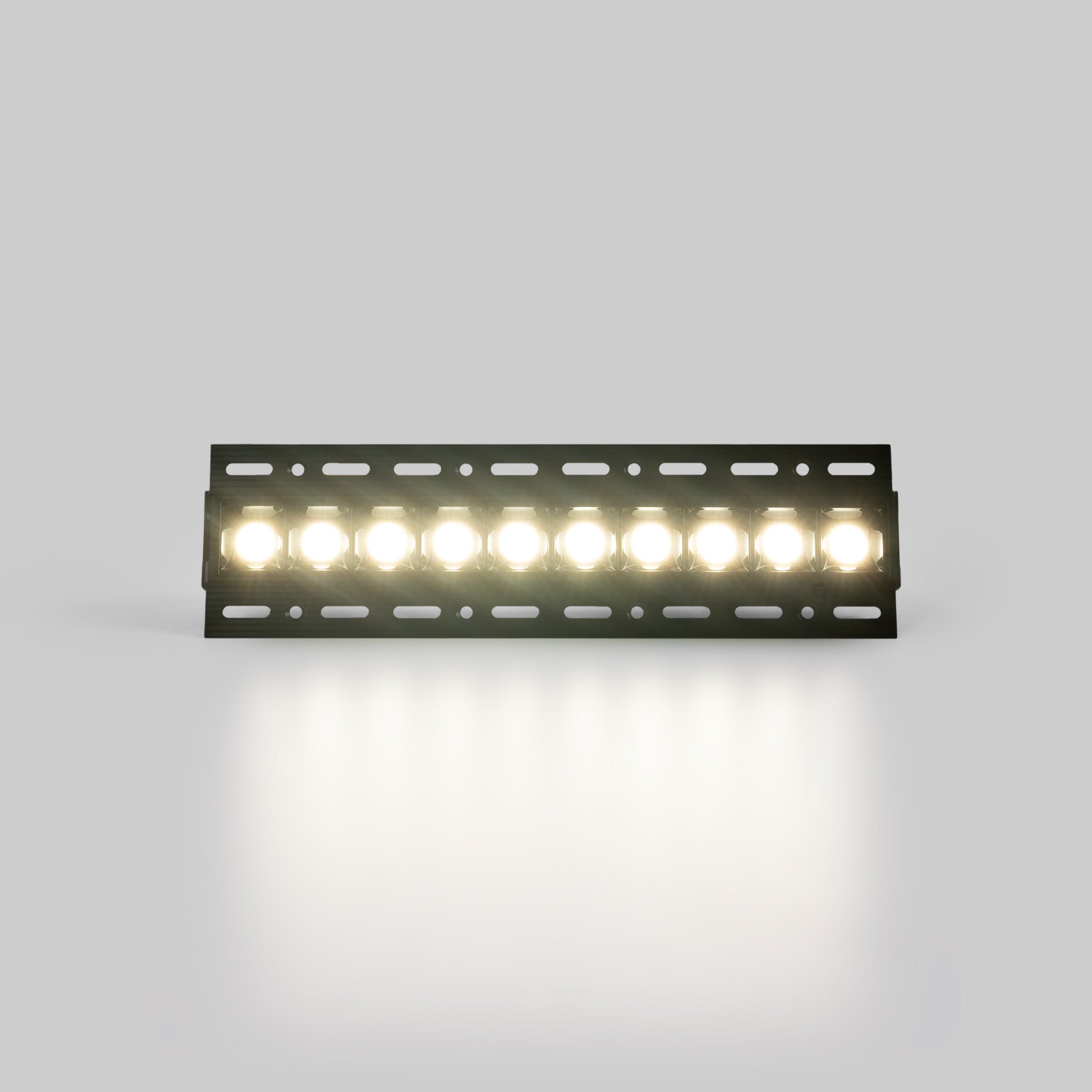 Foco lineal LED trimless / integración - 20W - UGR18 - CRI90