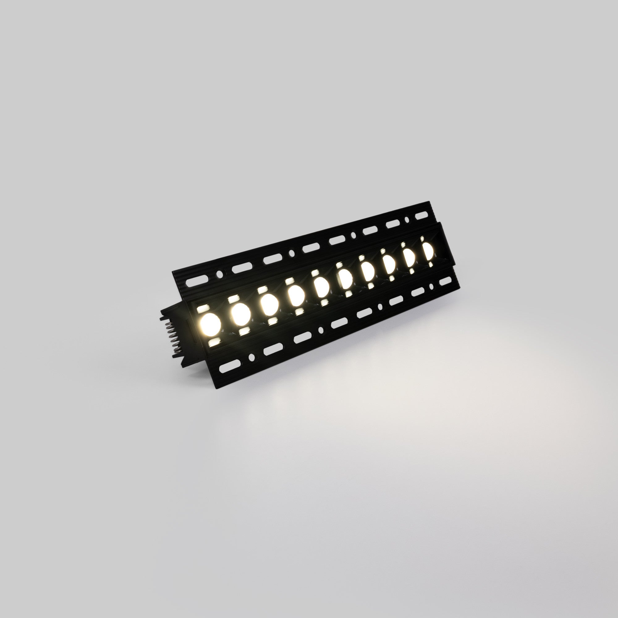 Foco lineal LED trimless / integración - 20W - UGR18 - CRI90