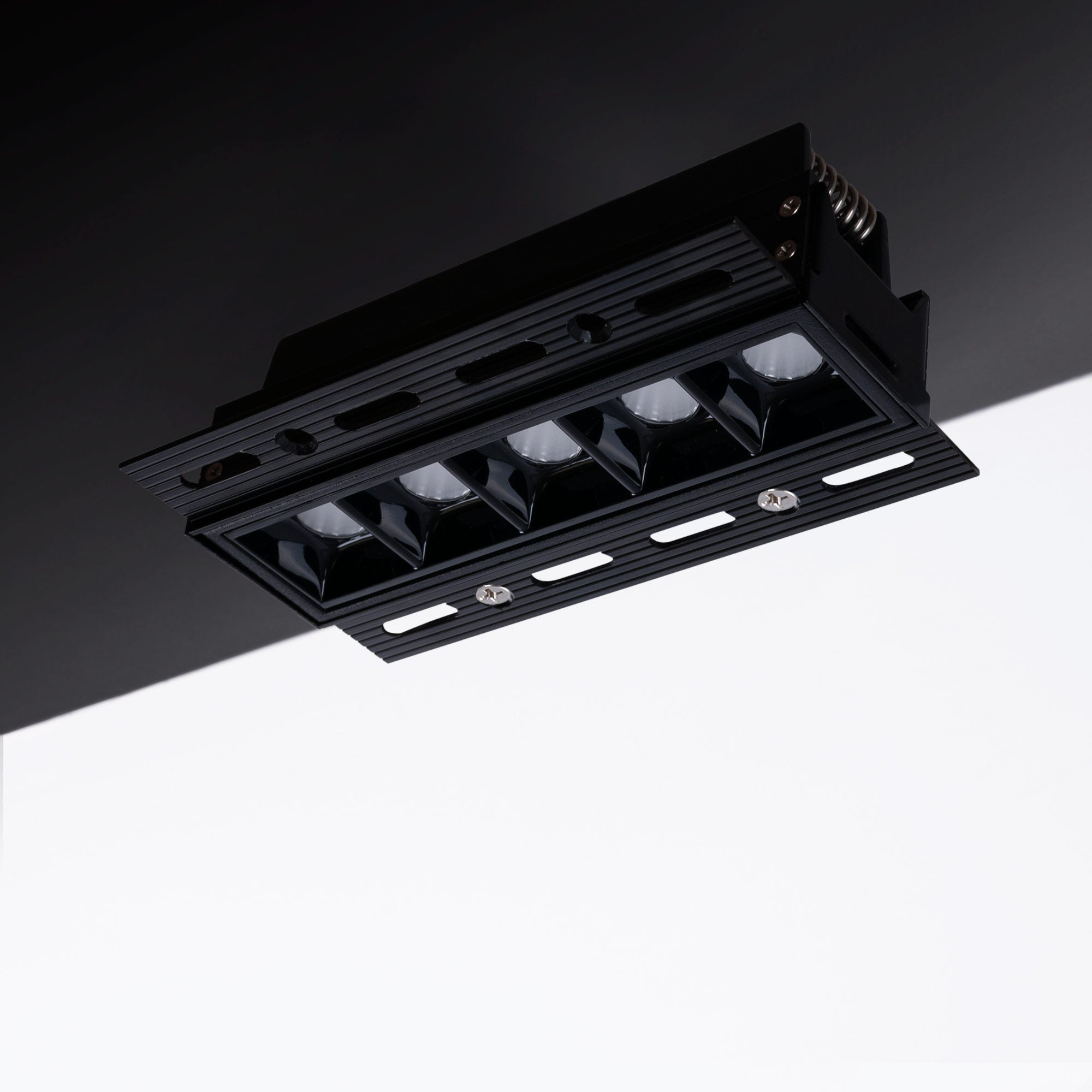 Foco lineal LED trimless / integración - 12W - UGR18 - CRI90