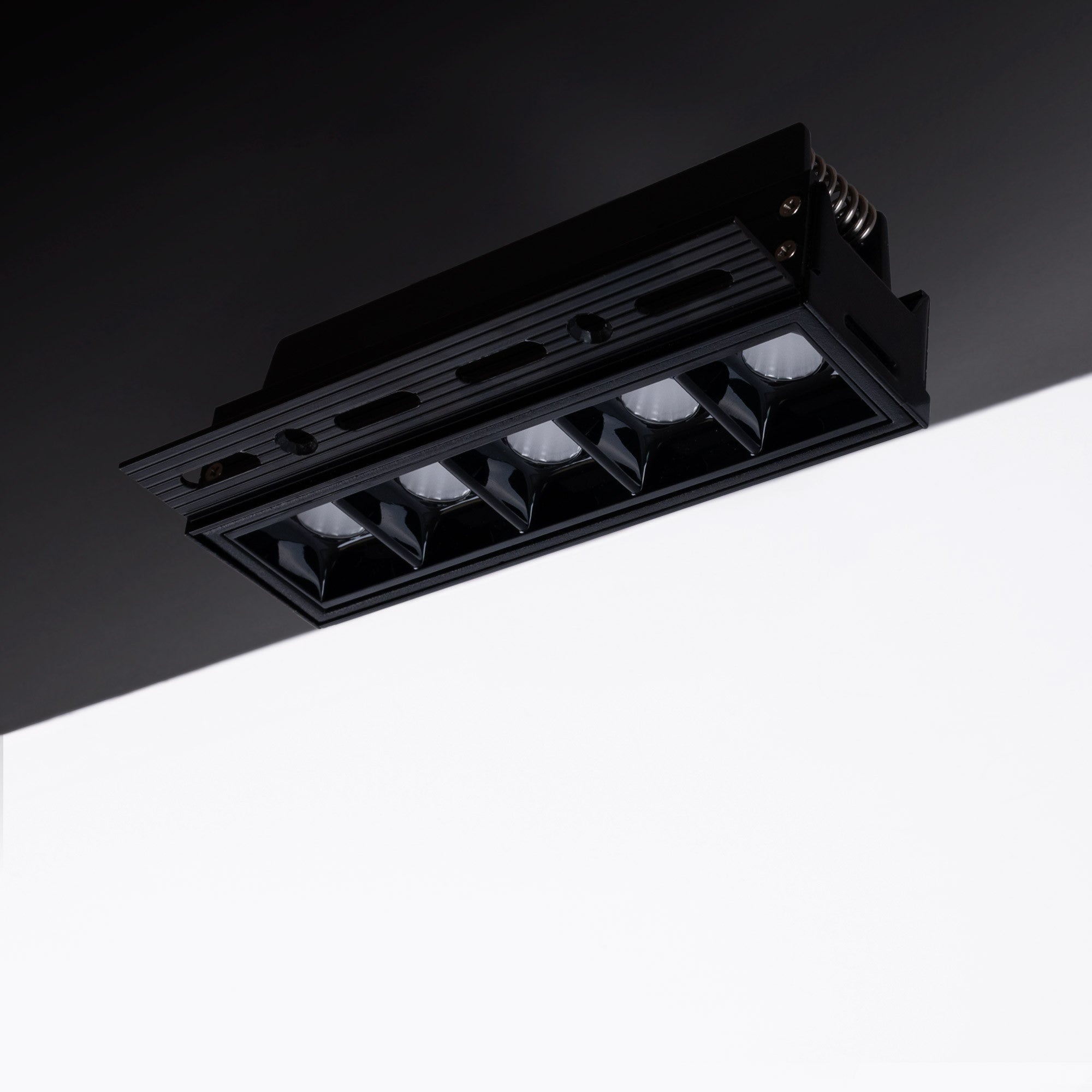Foco lineal LED trimless / integración - 12W - UGR18 - CRI90