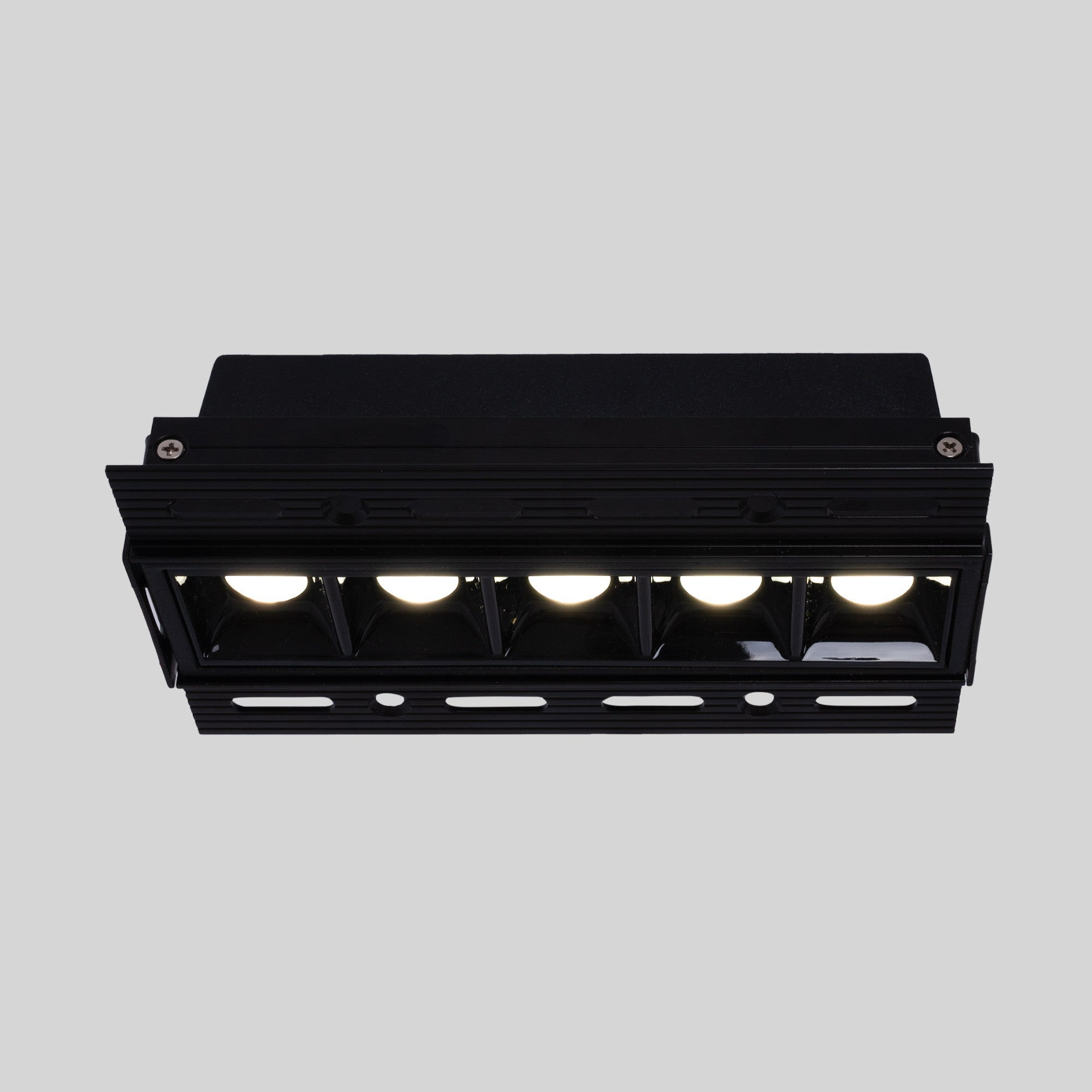 Foco lineal LED trimless / integración - 12W - UGR18 - CRI90