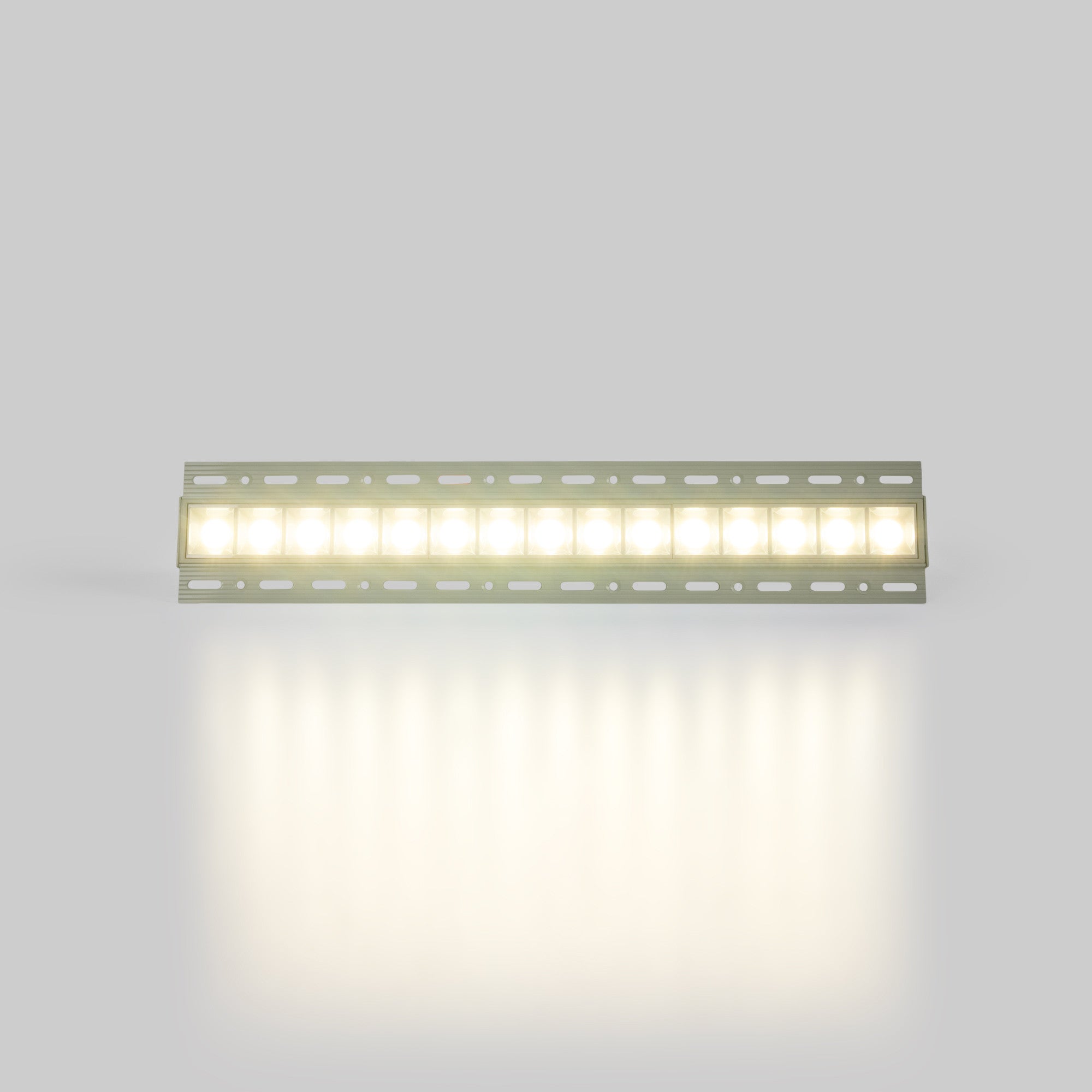 Foco lineal LED trimless / integración - 30W - UGR18 - CRI90