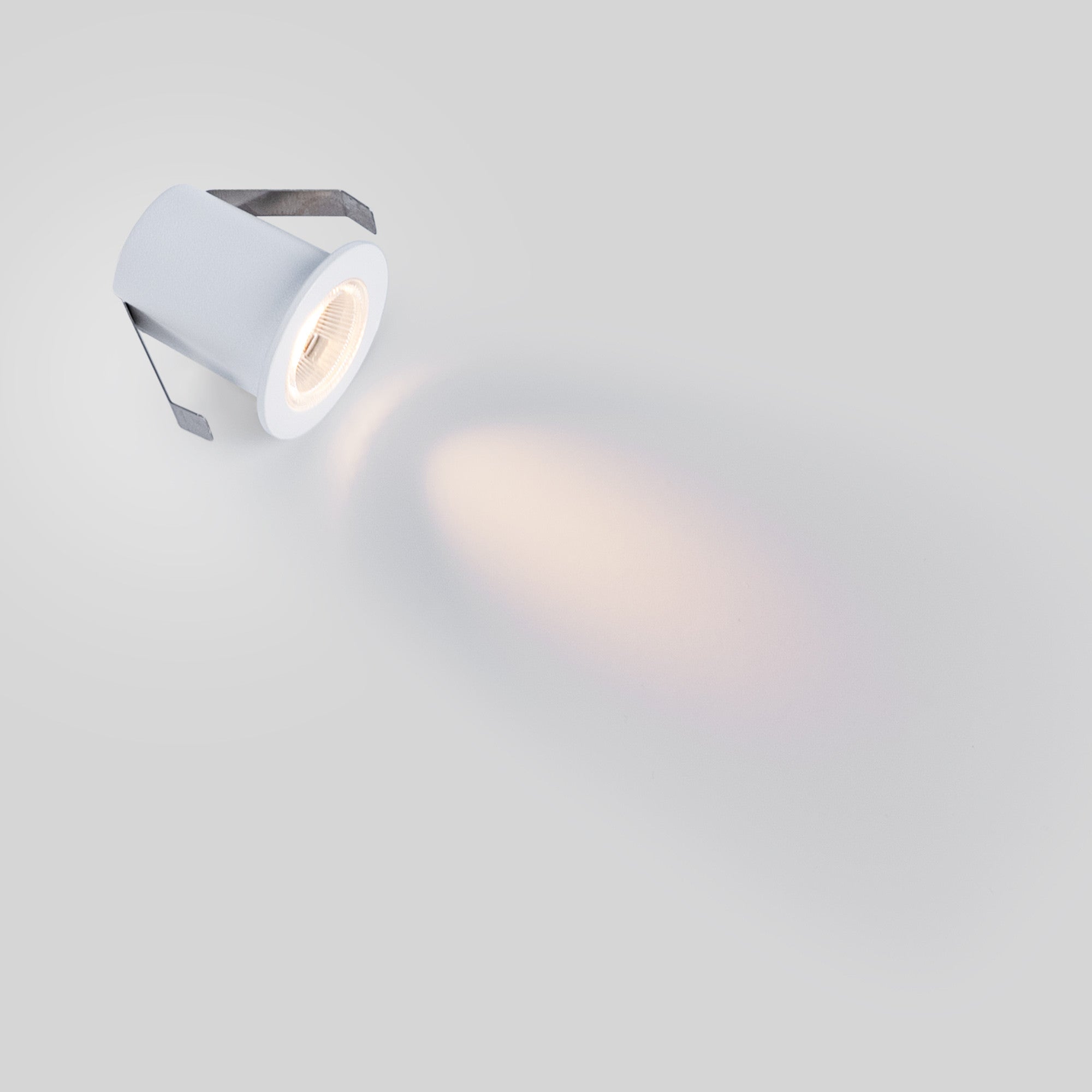 Downlight LED empotrable circular 2W - Chip Osram - UGR18 - Corte Ø 25mm - Blanco