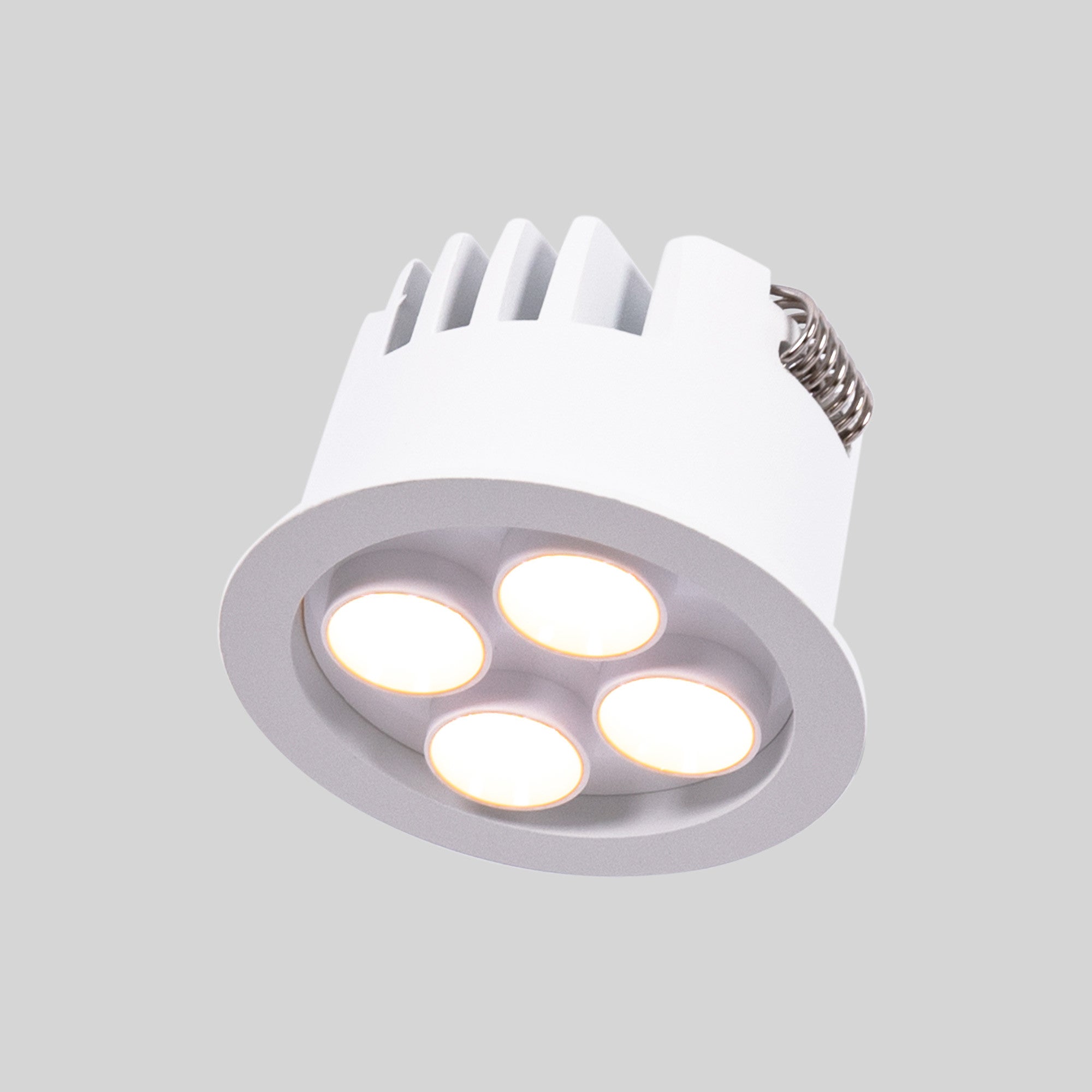 Downlight LED empotrable circular 8W - Chip Osram - UGR18 - Corte Ø 58mm