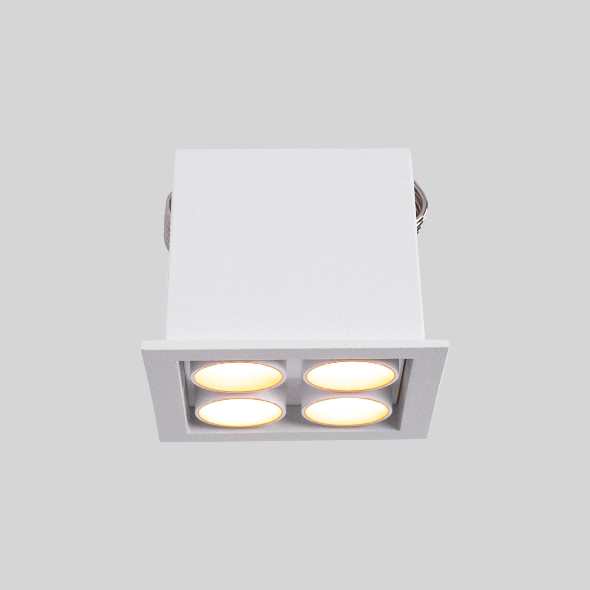 Downlight LED empotrable cuadrado 8W - Chip Osram - UGR18 - Corte 48 x 48 mm