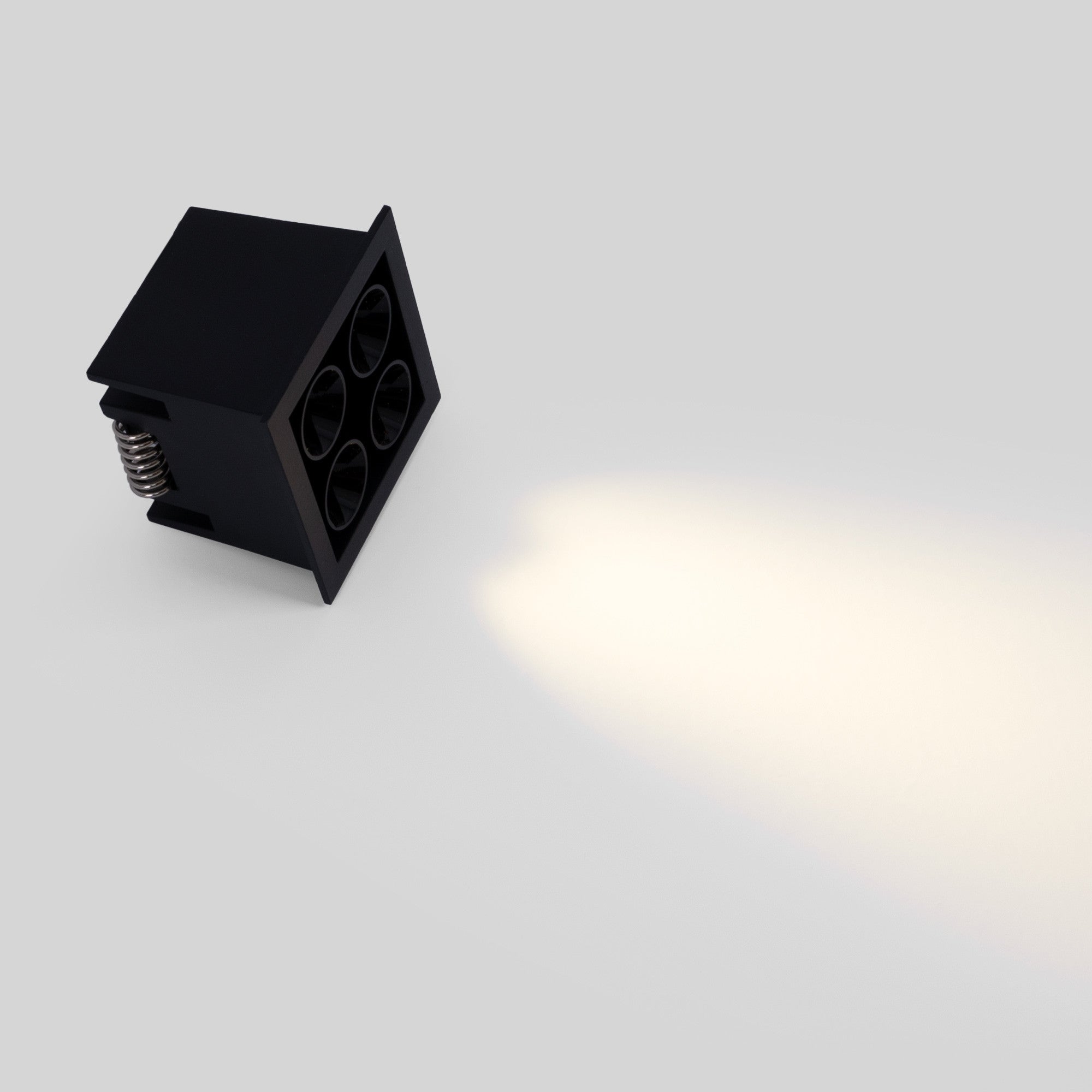 Downlight LED empotrable cuadrado 8W - Chip Osram - UGR18 - Corte 48 x 48 mm