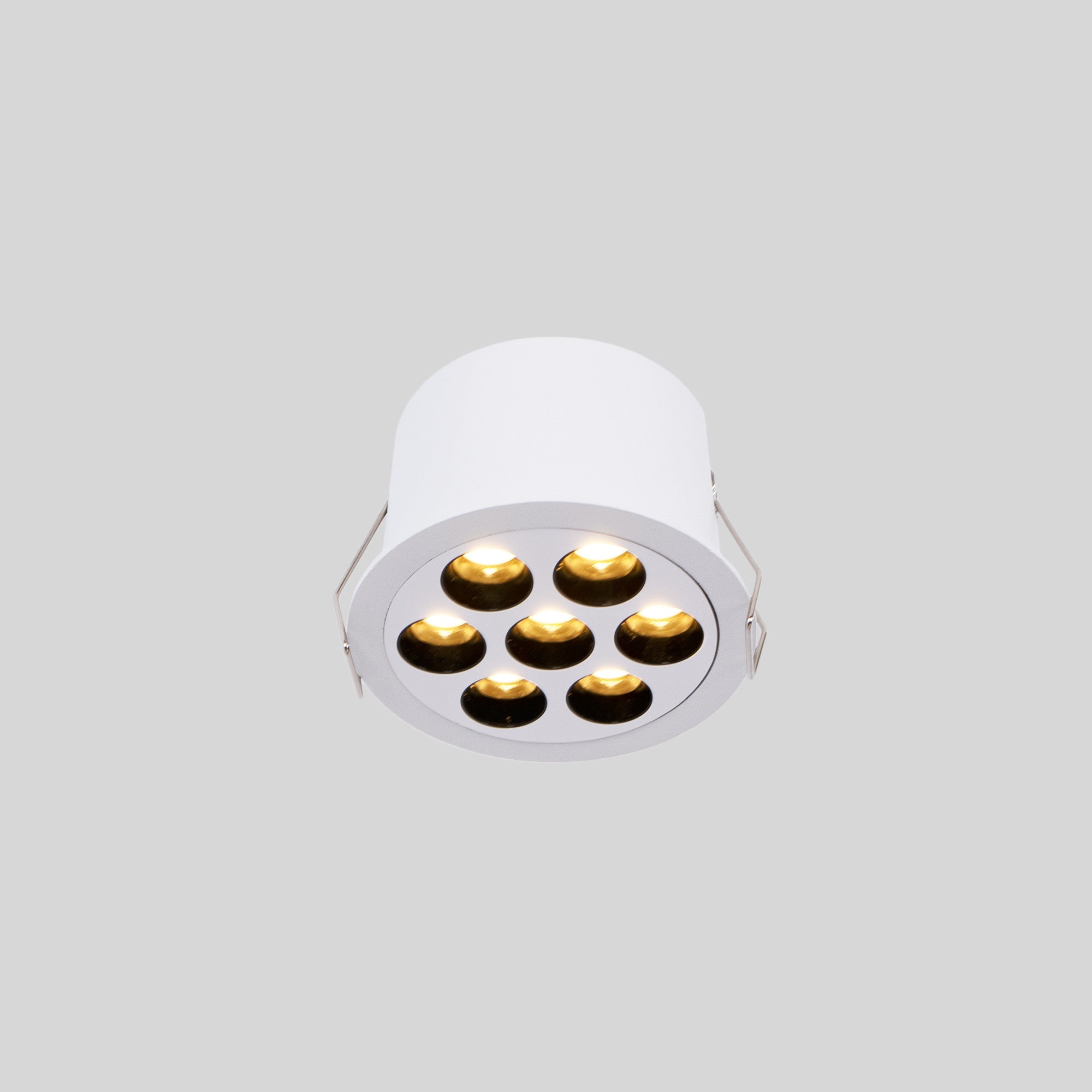 Downlight LED empotrable circular 12W - UGR18 - Corte Ø 70mm - Blanco