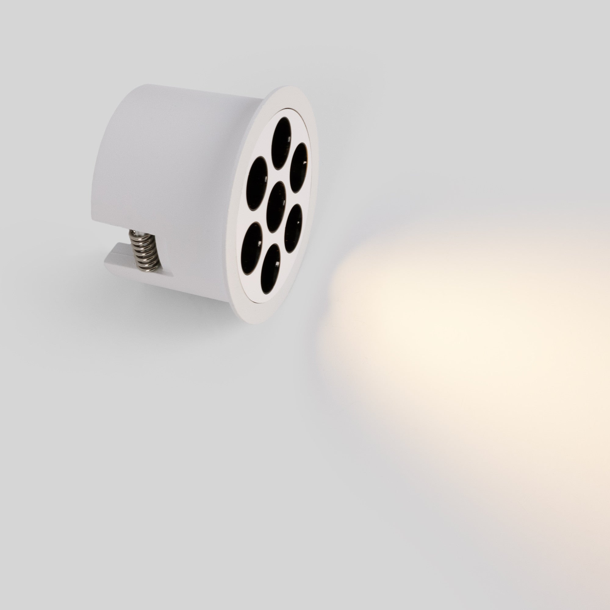 Downlight LED empotrable circular 12W - UGR18 - Corte Ø 70mm - Blanco
