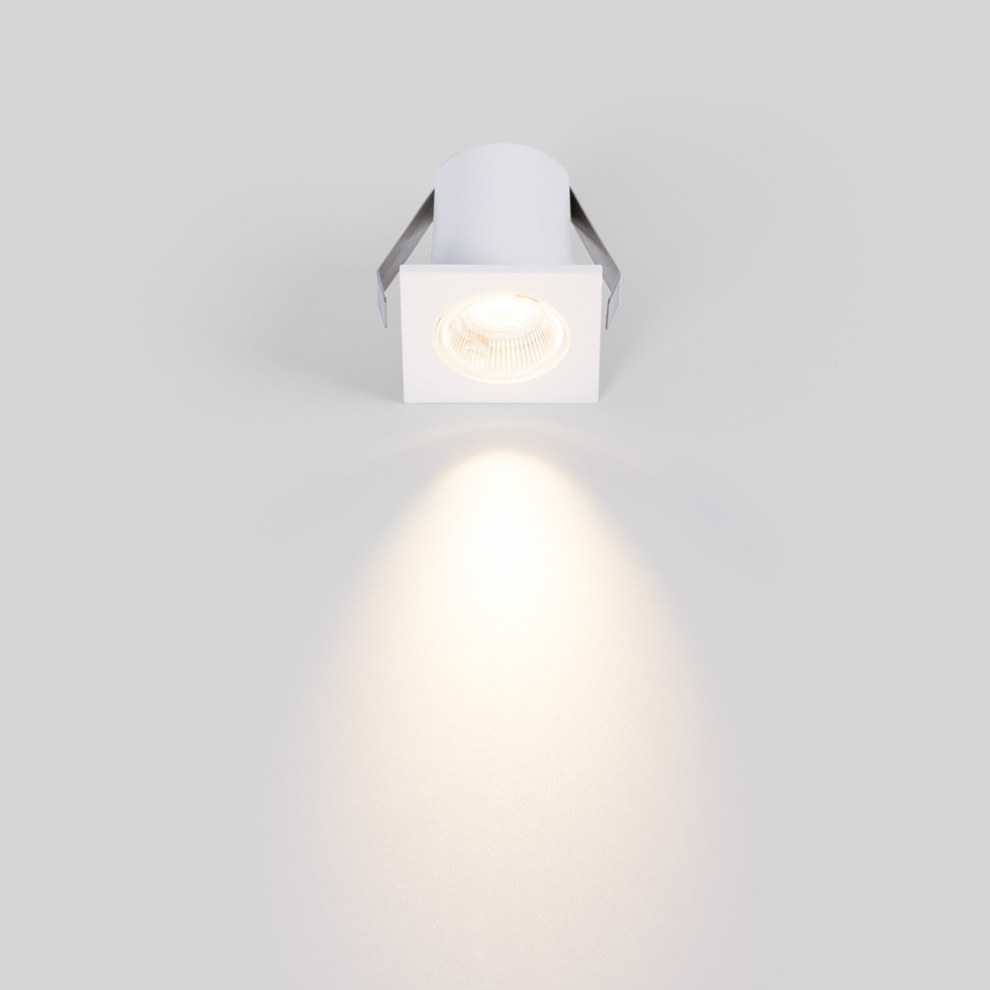 Downlight LED empotrable cuadrado 2W - Chip Osram - UGR18 -  Corte Ø 25mm - Blanco