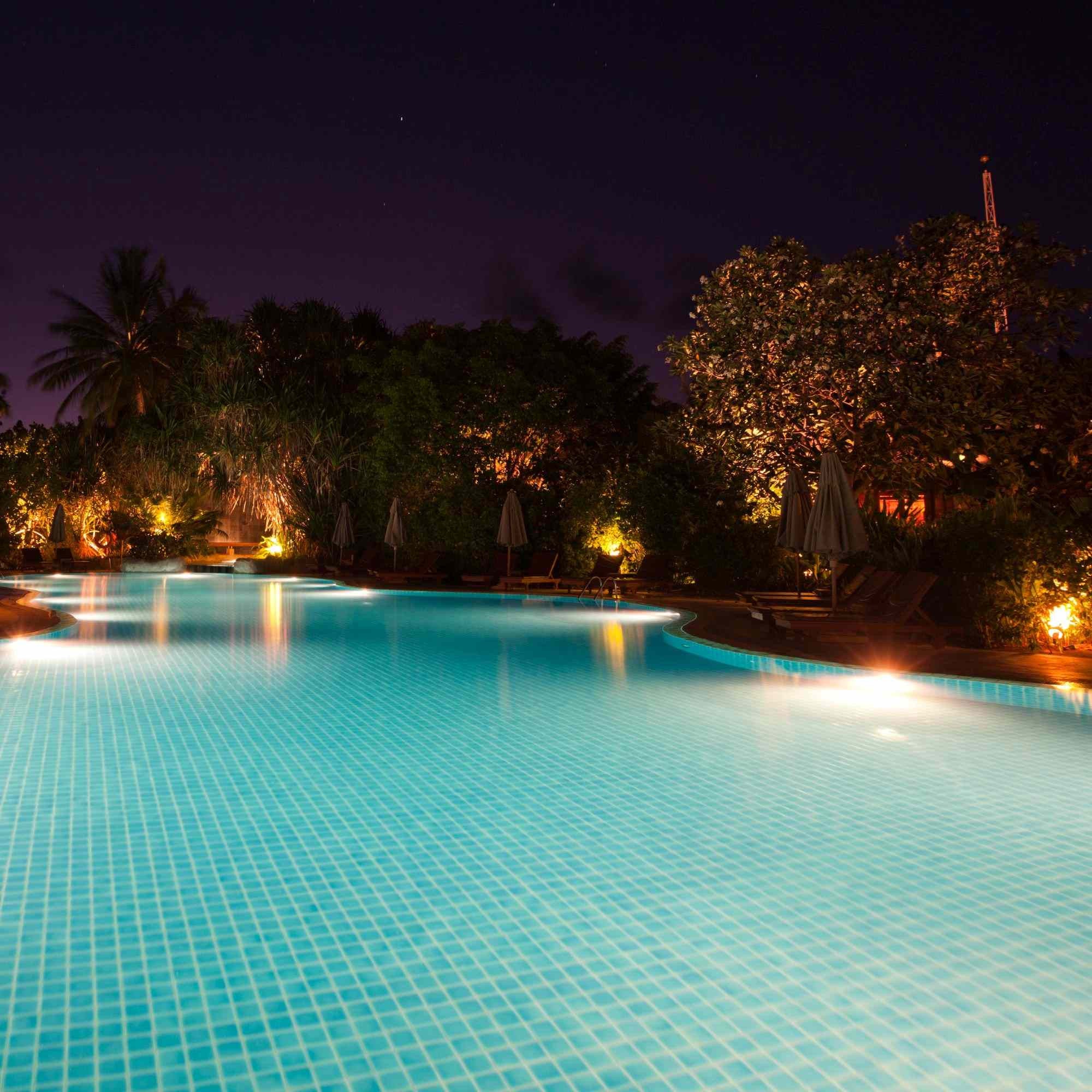 Foco LED para piscina de superficie 12V AC - 24W - Sumergible - IP68