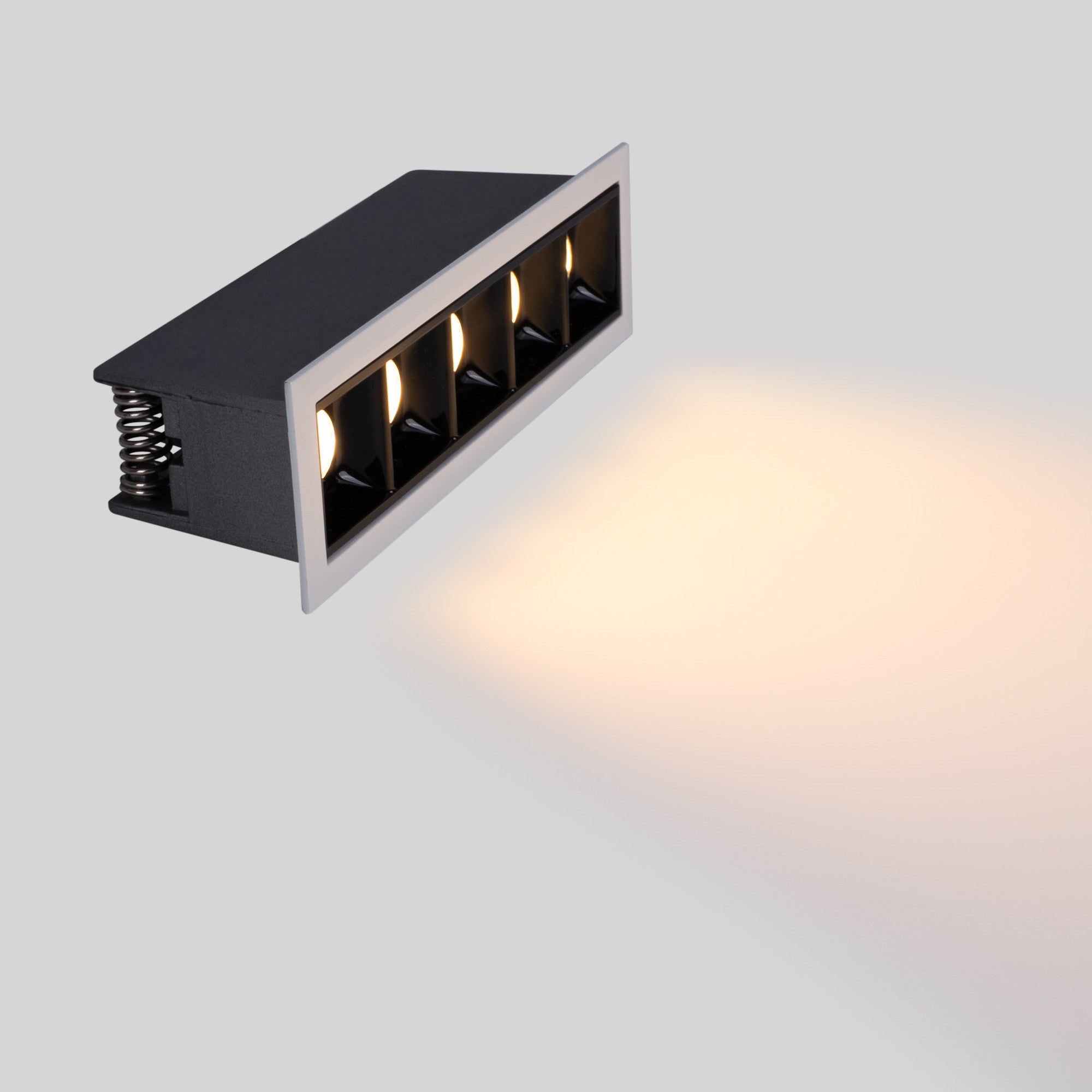 Foco lineal LED empotrable 10W - Chip OSRAM - UGR18 - CRI90