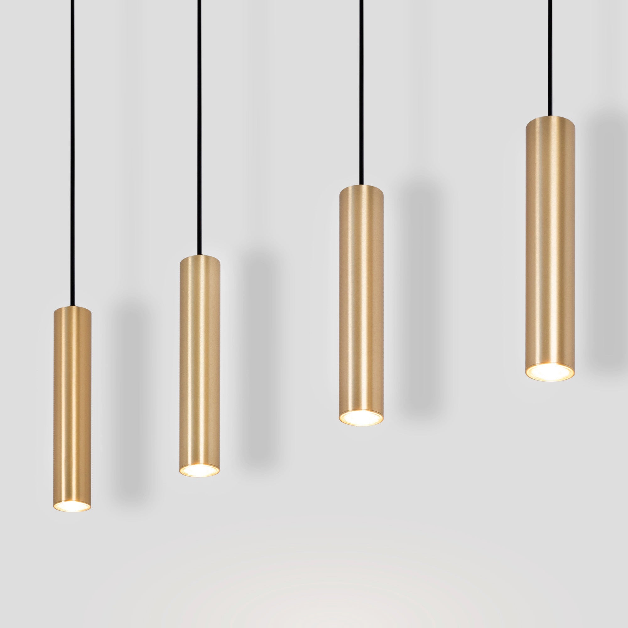 Lámpara colgante minimalista cuádruple "Bila 4" - GU10