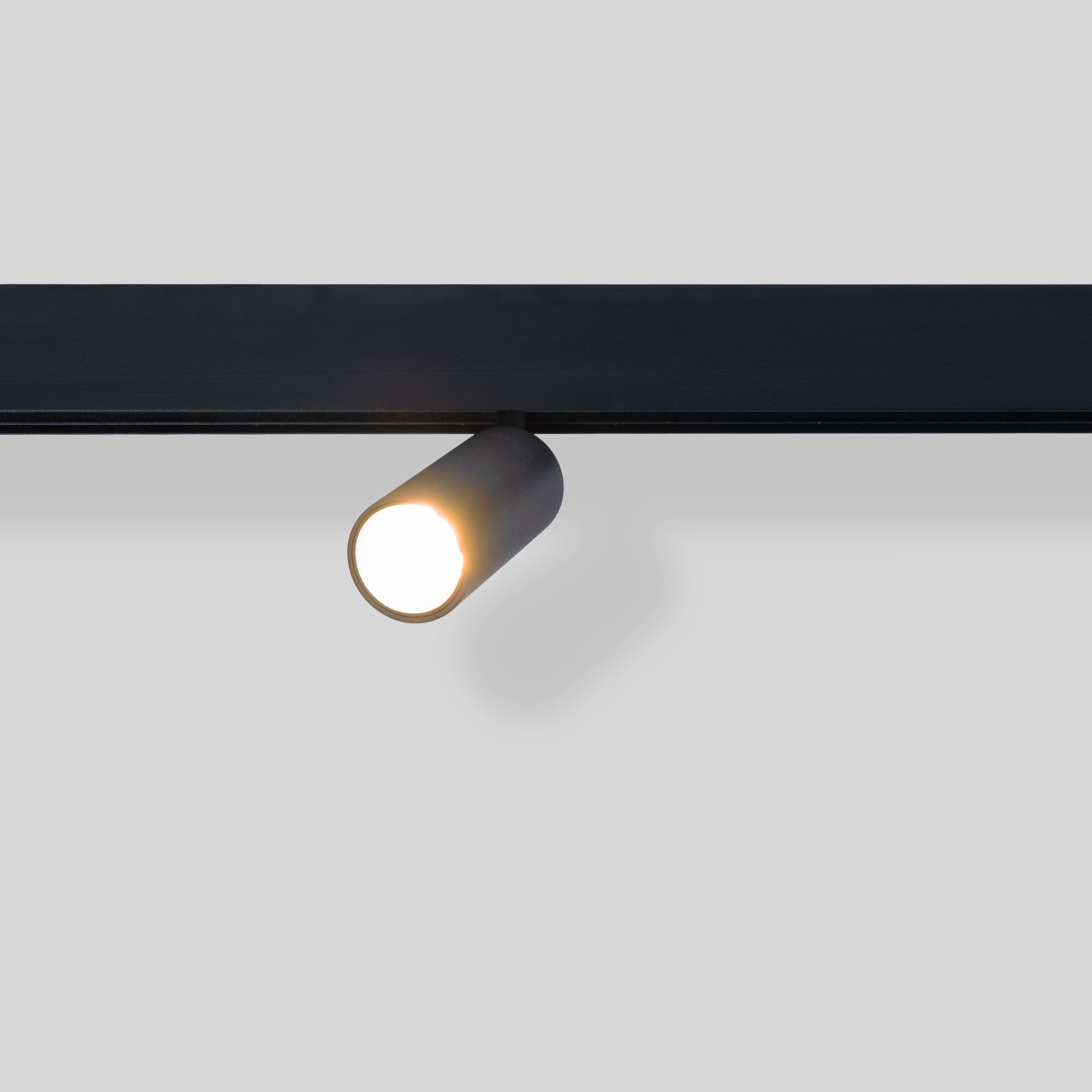 Foco LED para carril magnético 48V - 10W - DALI-2 regulable - Negro