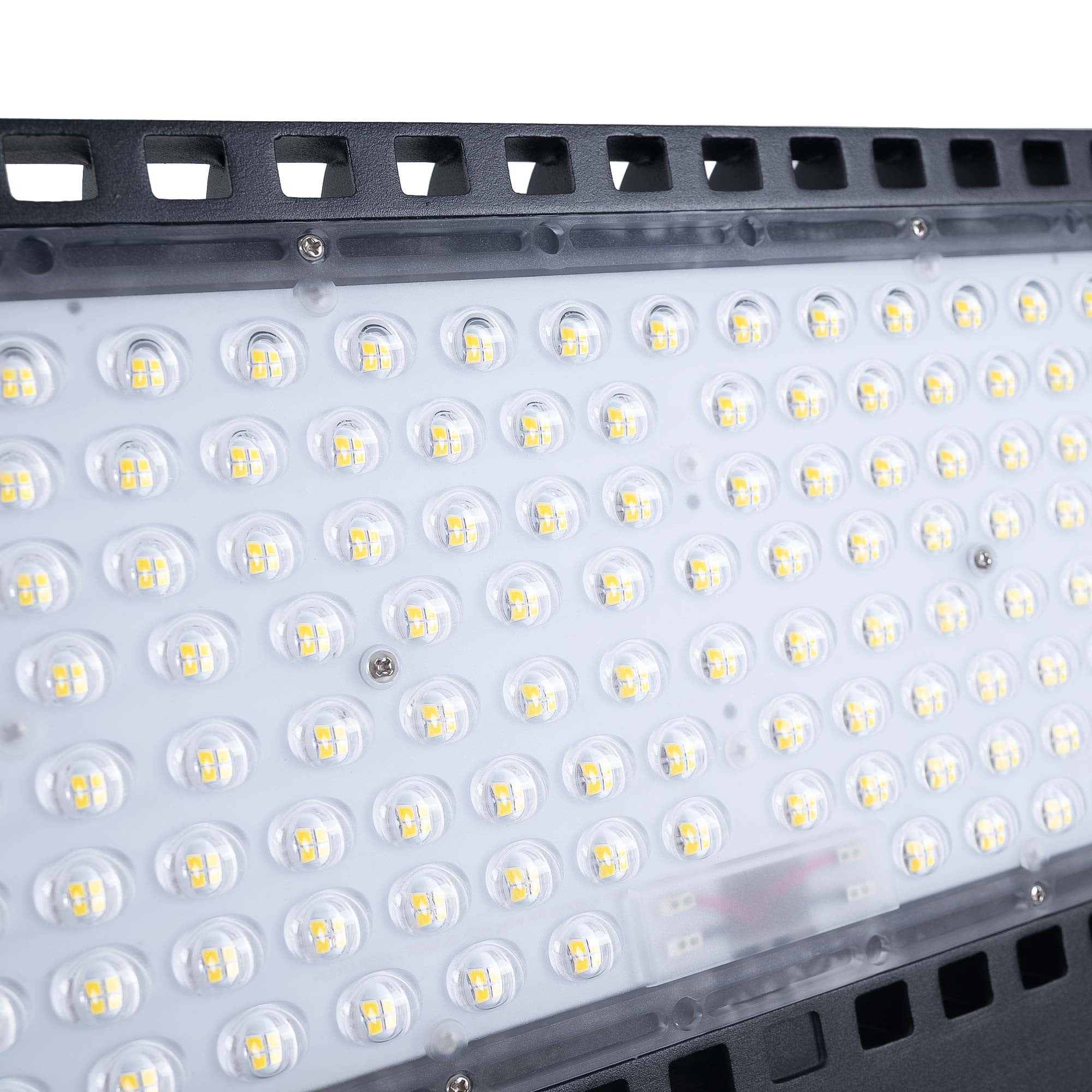 Proyector LED asimétrico exterior 300W - 140lm/W- IP66