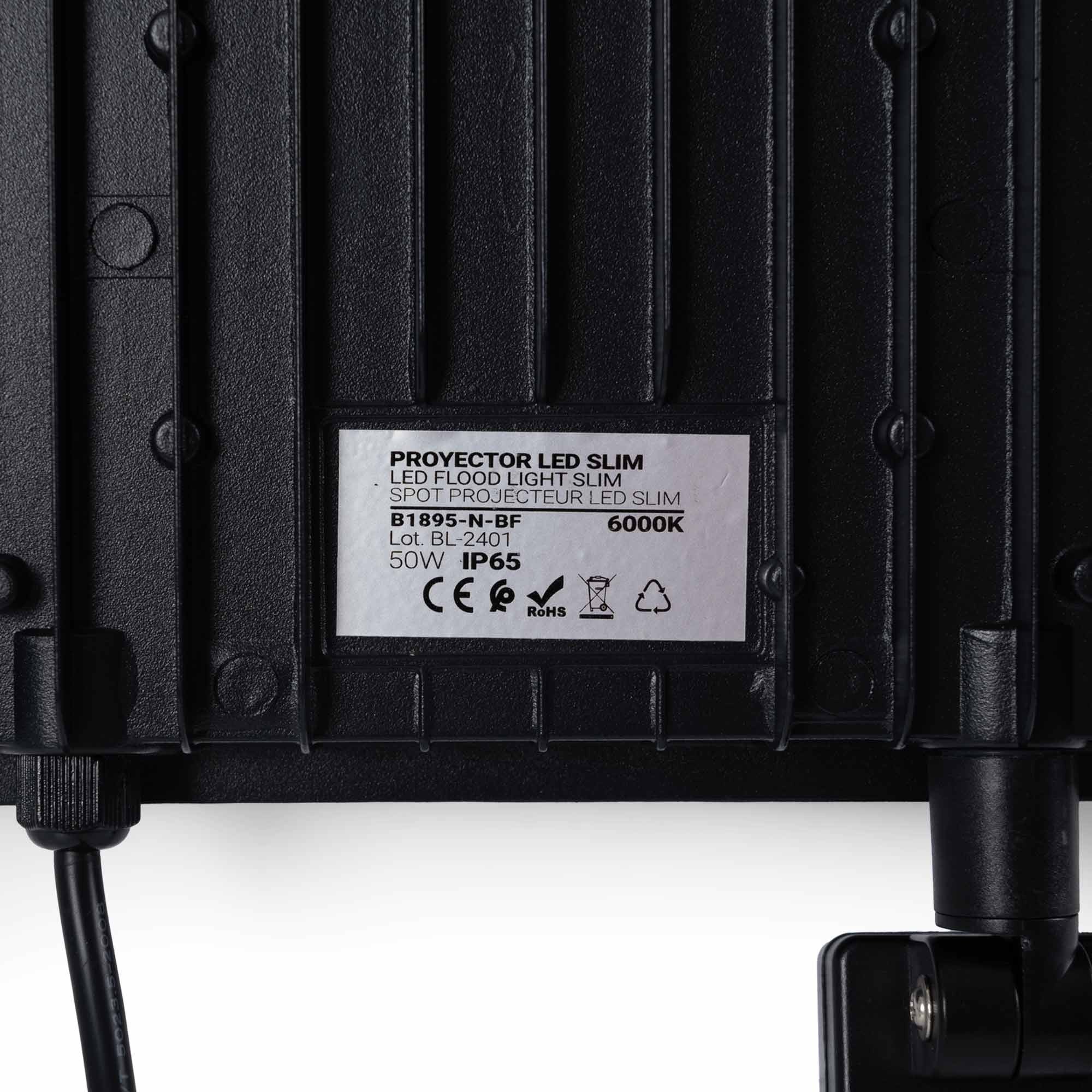 Proyector LED exterior con sensor de movimiento PIR - 50W - IP65 - 6000K