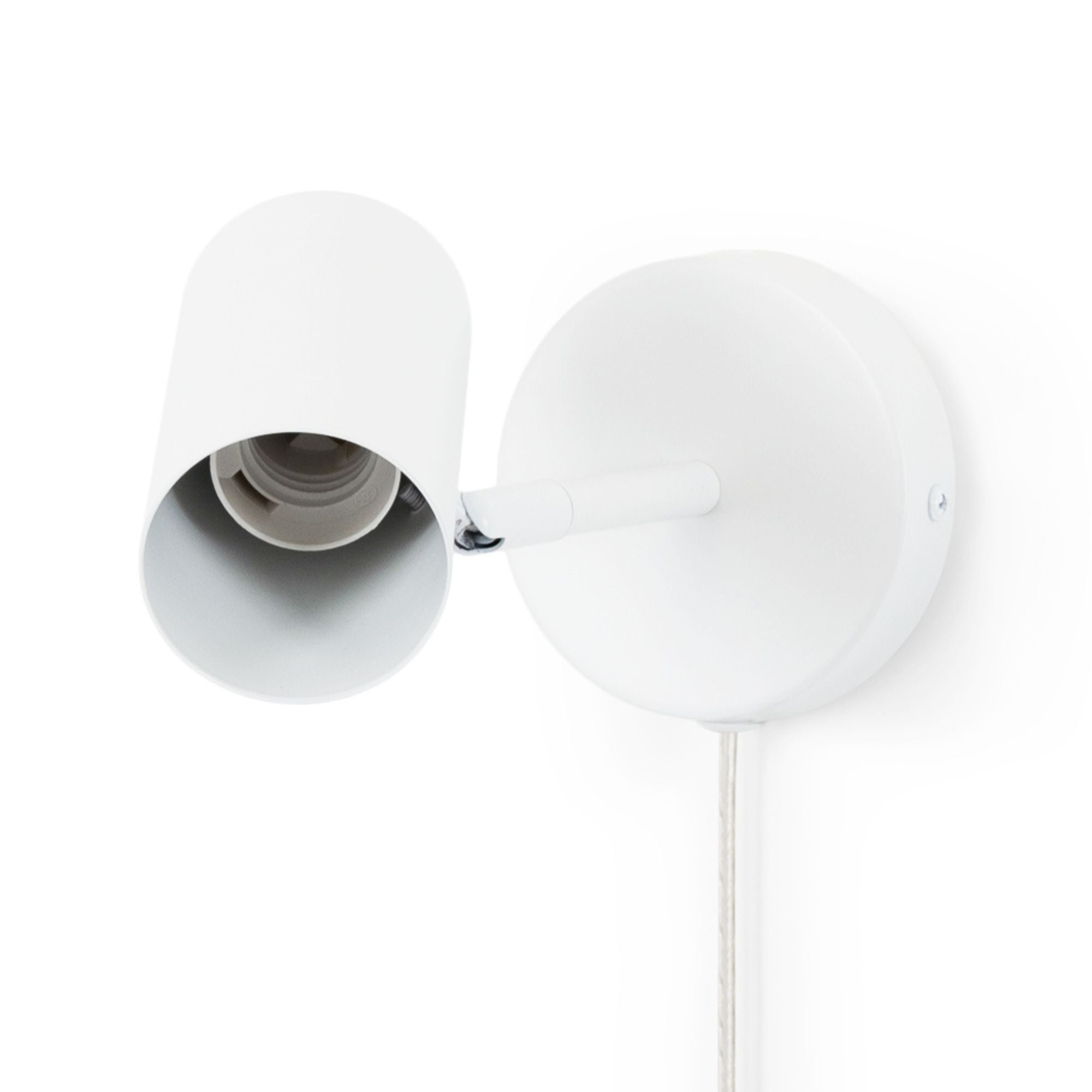 Aplique de pared interior orientable "Ben" con cable y enchufe - E27