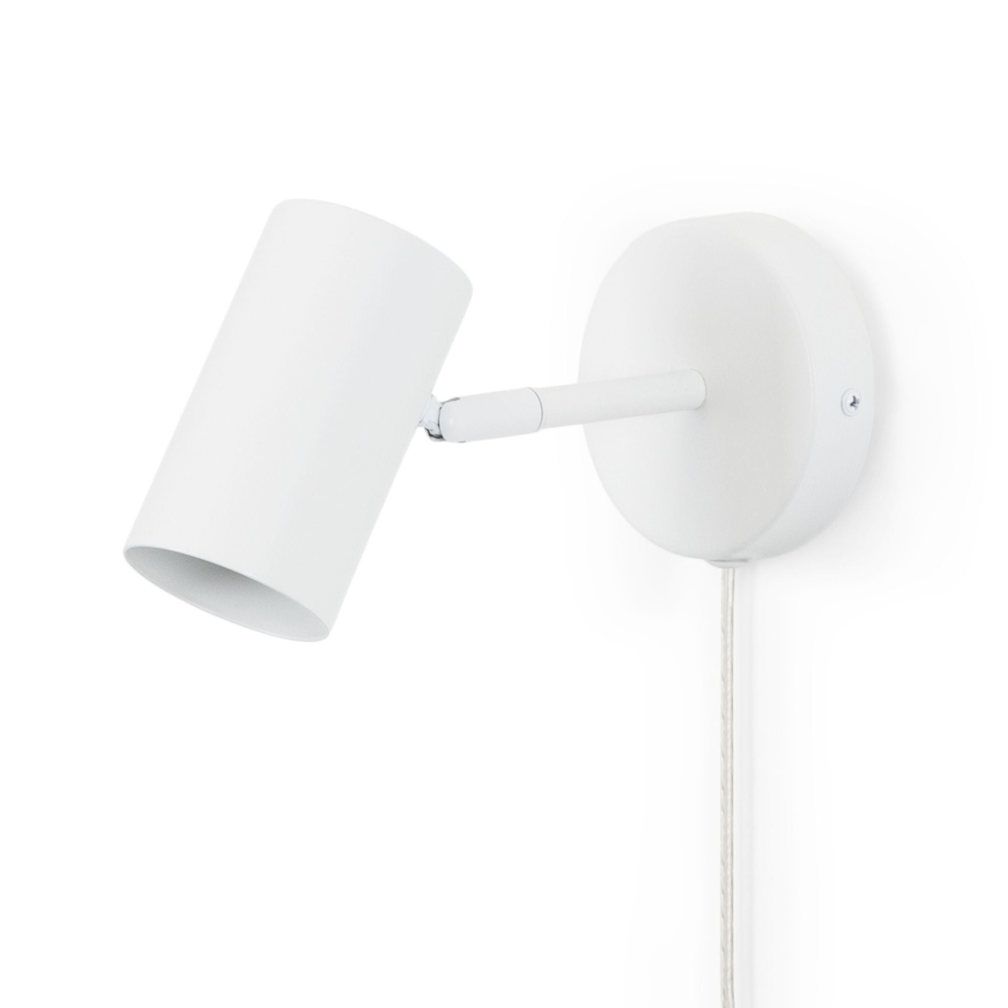 Aplique de pared interior orientable "Ben" con cable y enchufe - E27
