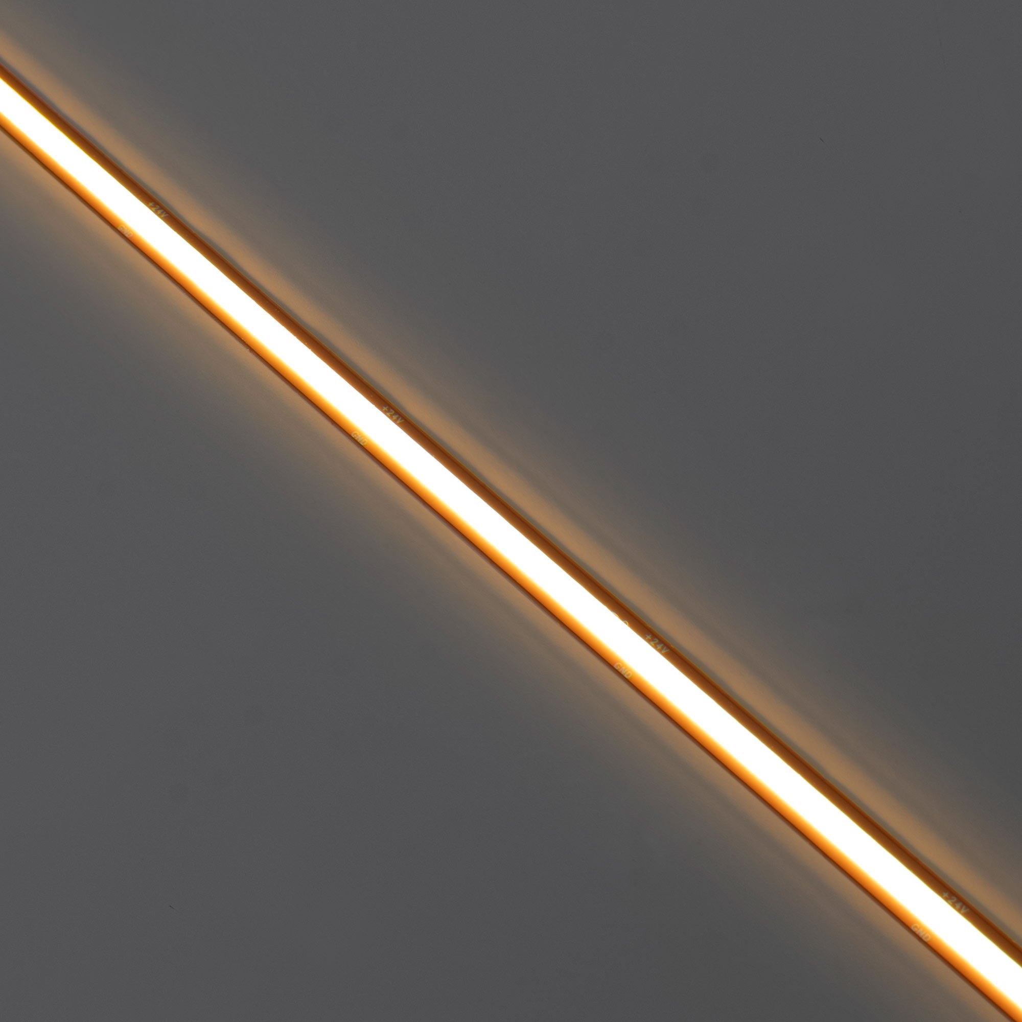 Tira LED COB 24V DC -Monocolor - FREE CUT - 11W/m - 8mm - IP20 - Rollo de 5 metros