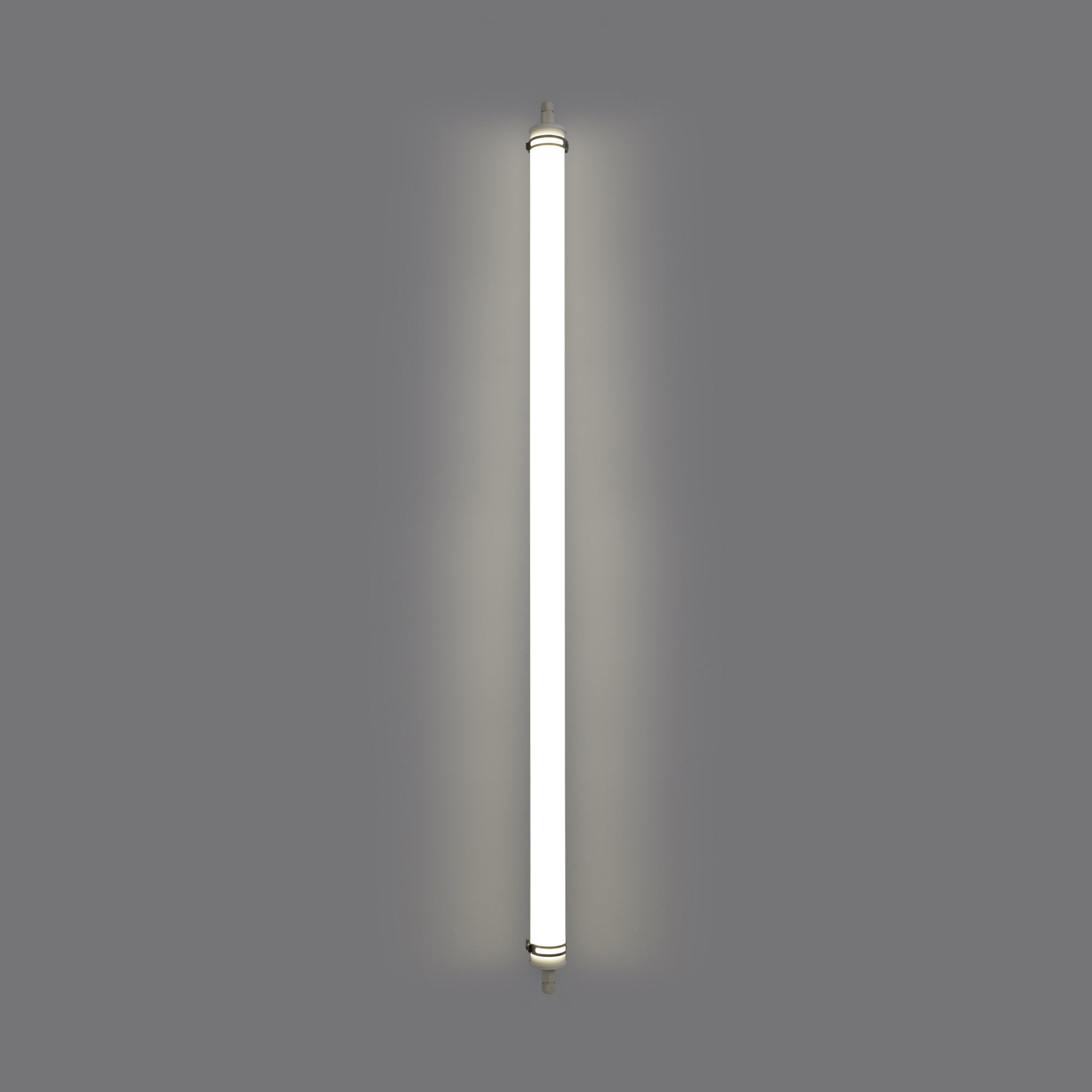 Luminaria estanca tubular para uso industrial - 150cm - 50W - 6900lm - IP65 - IK10