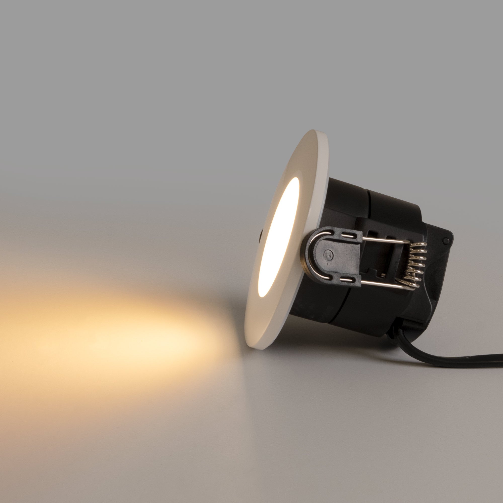 Downlight LED 6W CCT - TRIAC regulable - Corte Ø68mm - IP65