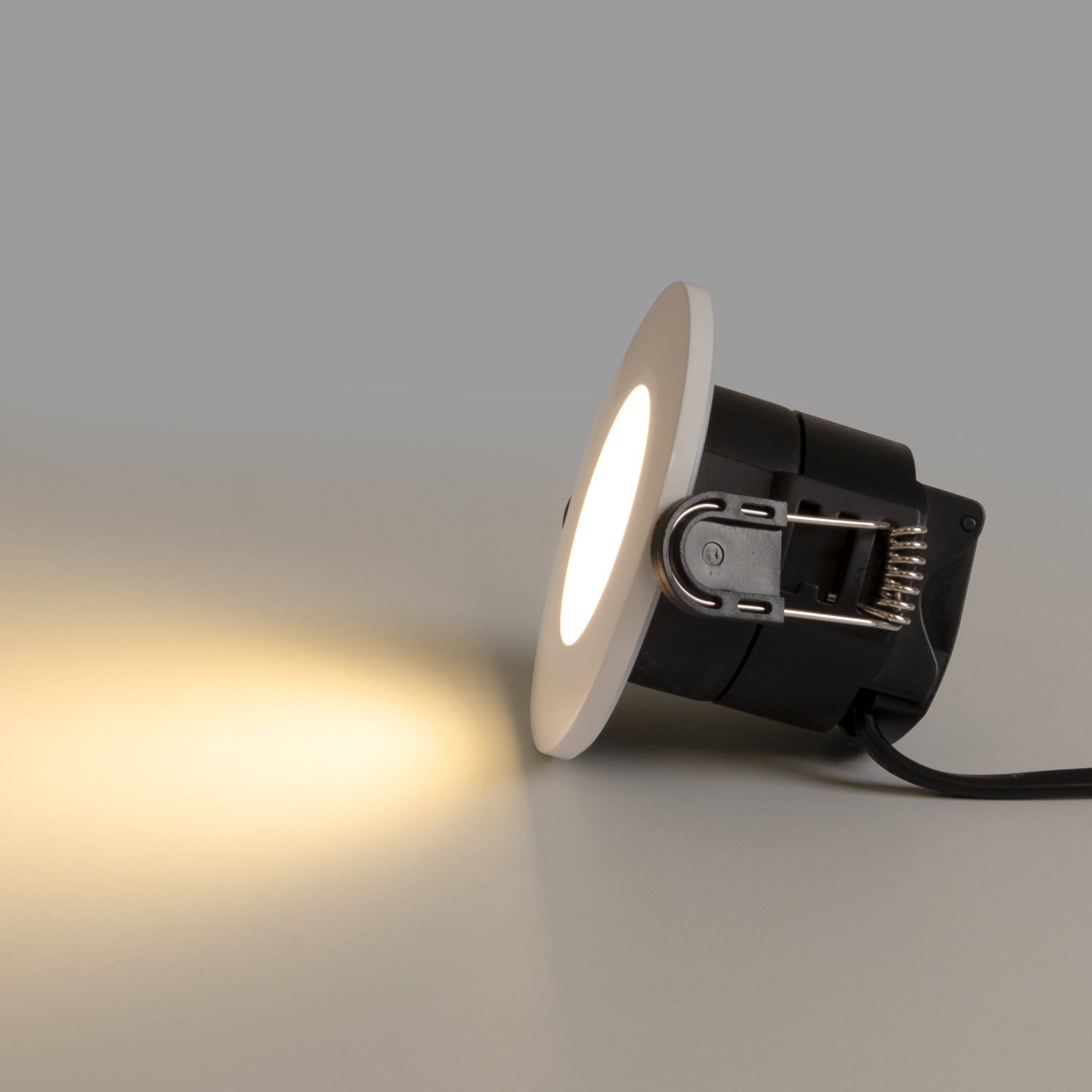 Downlight LED 6W CCT - TRIAC regulable - Corte Ø68mm - IP65