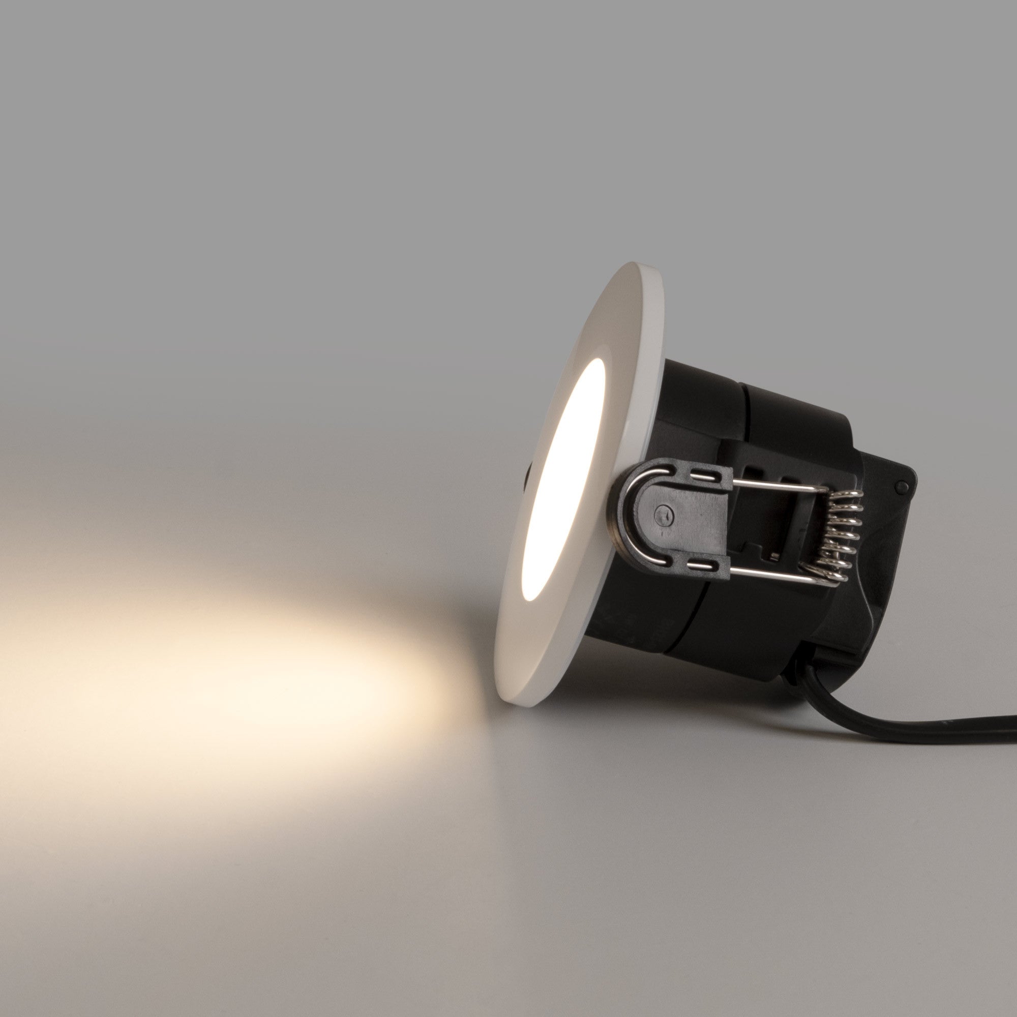 Downlight LED 6W CCT - TRIAC regulable - Corte Ø68mm - IP65