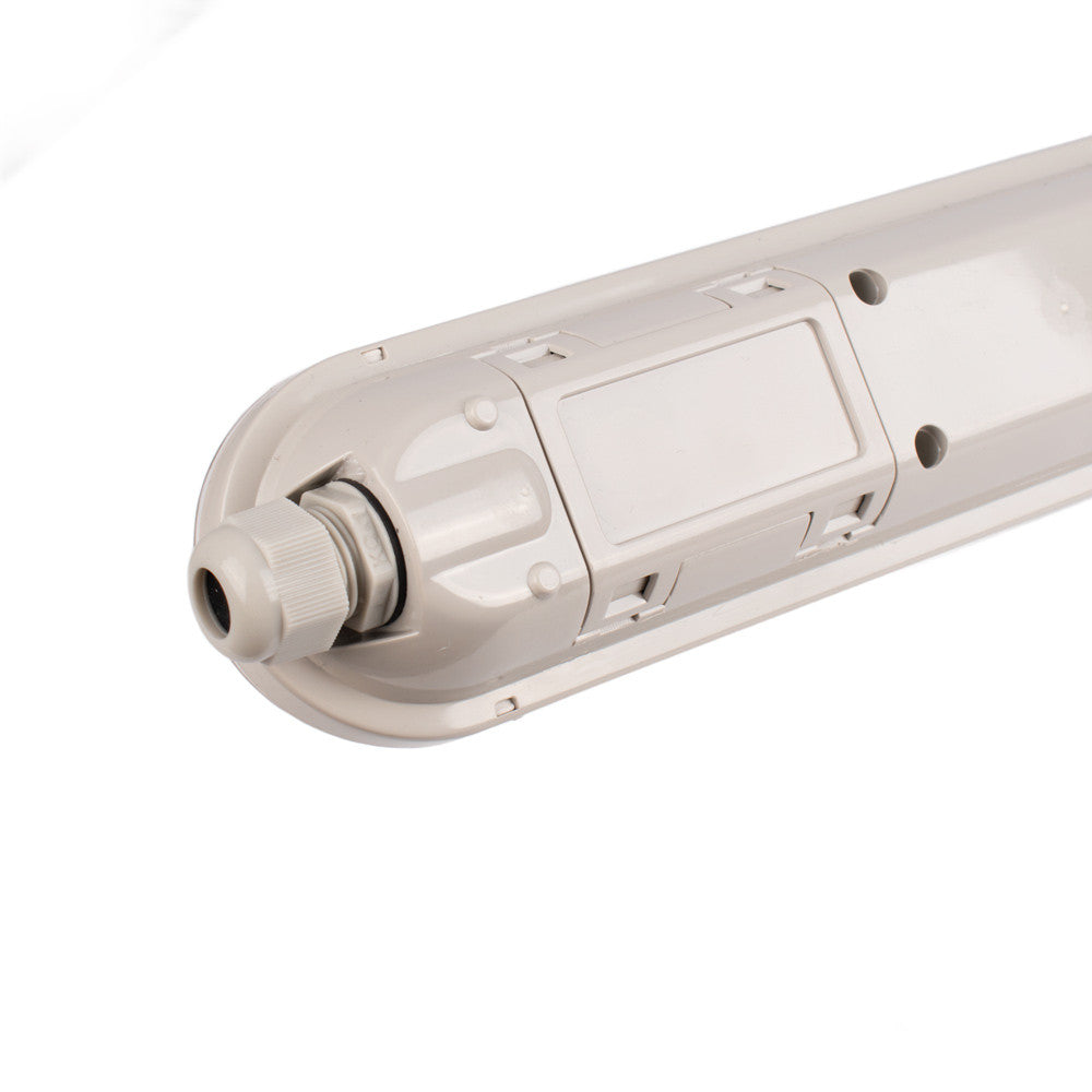 Pantalla estanca LED lineal enlazable- Regulable DALI - CCT - 150cm - 55W - Driver LIFUD - IP65