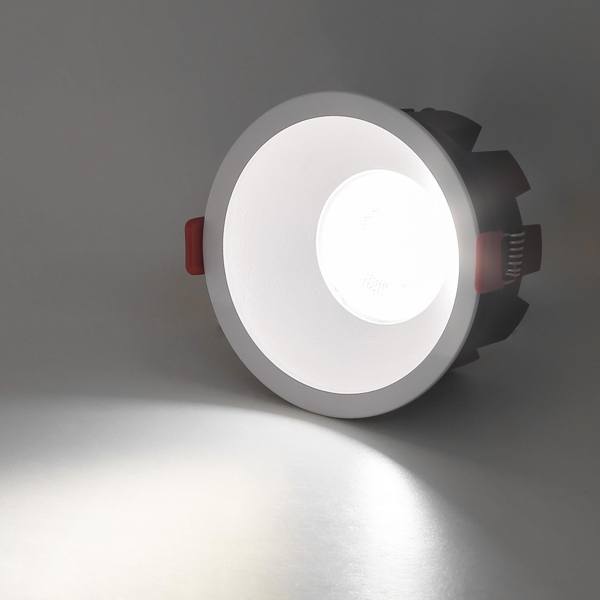 Downlight LED - 8W - CCT - Chip OSRAM - Corte Ø 75mm