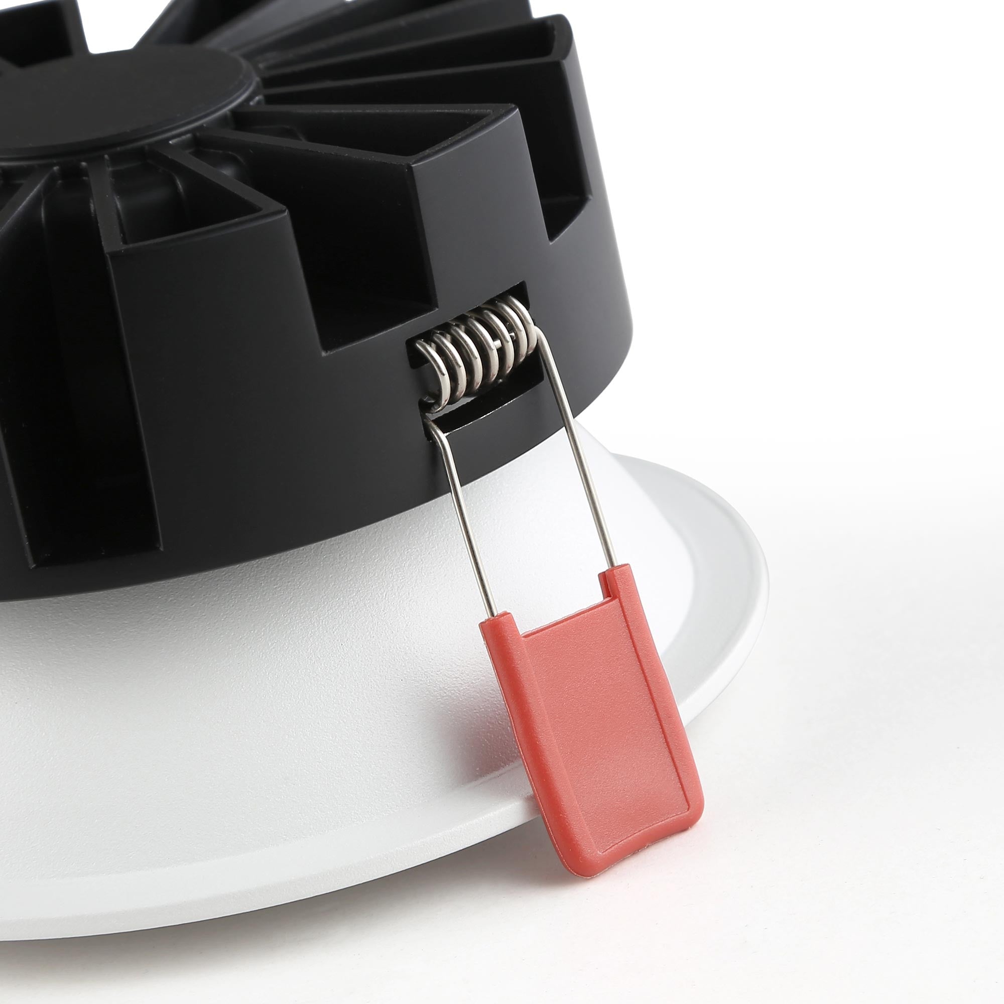 Downlight LED - 8W - CCT - Chip OSRAM - Corte Ø 75mm