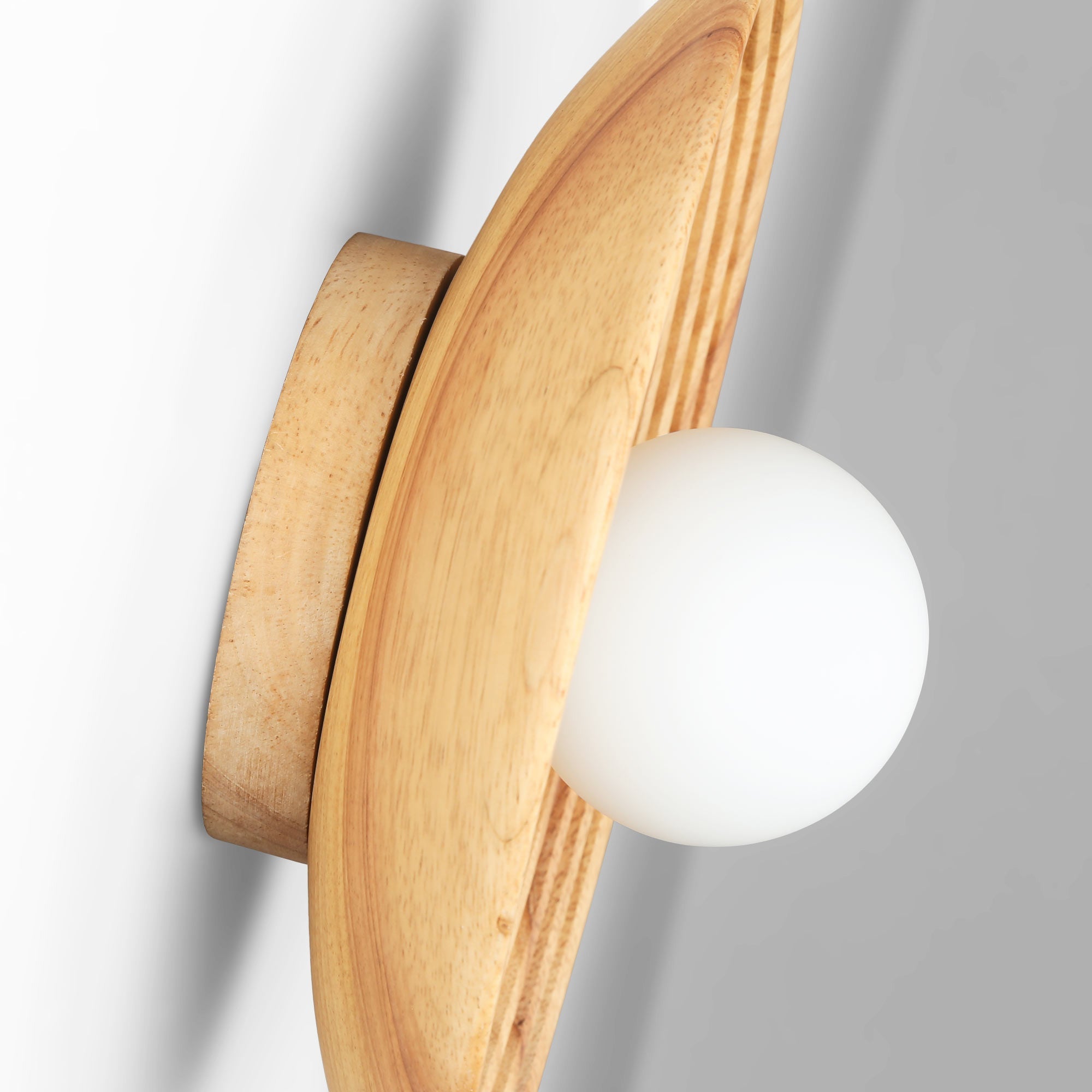 Aplique de diseño en madera "RIANNE" -  G9 - Ø28cm