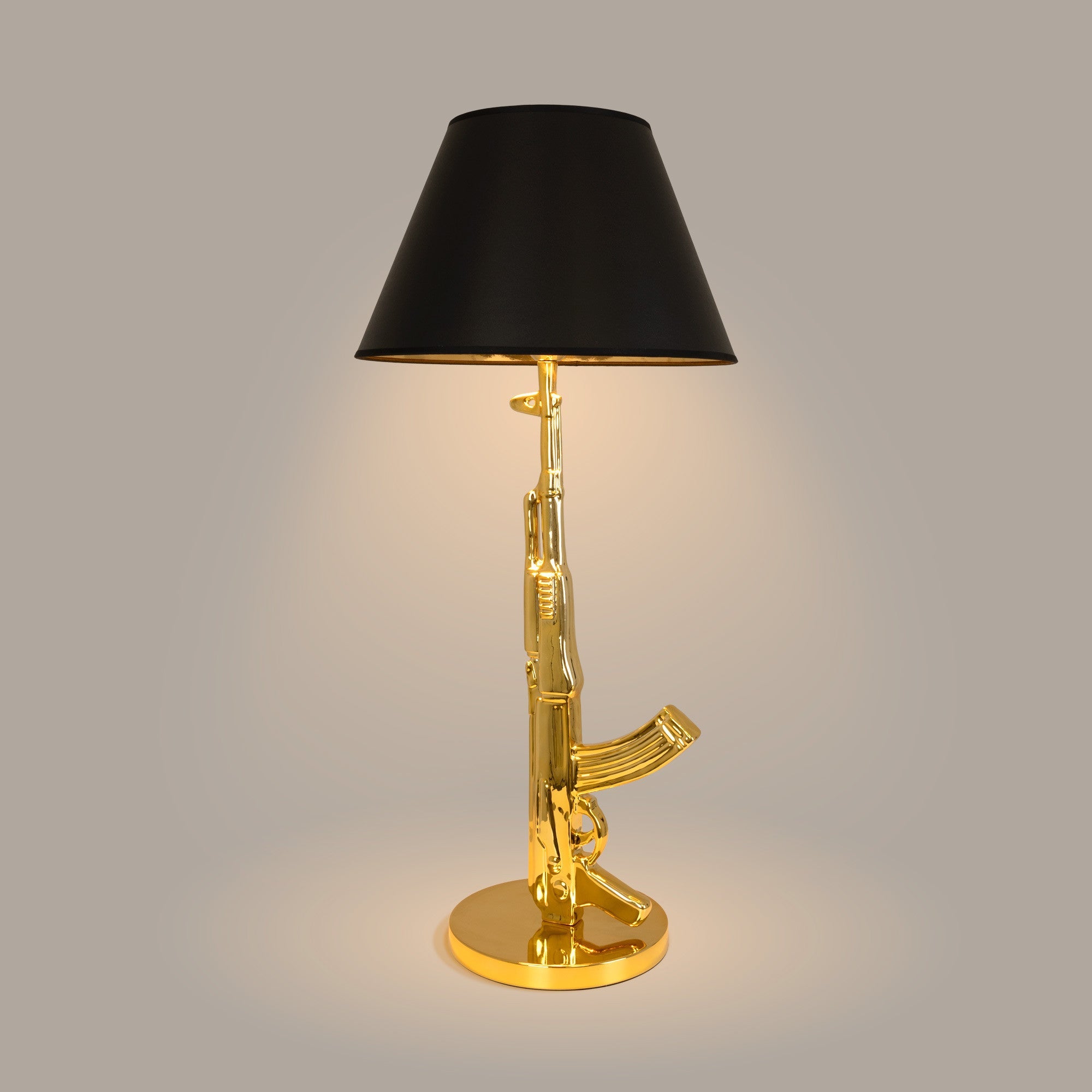 Lámpara de mesa diseño "AK-47" - E27