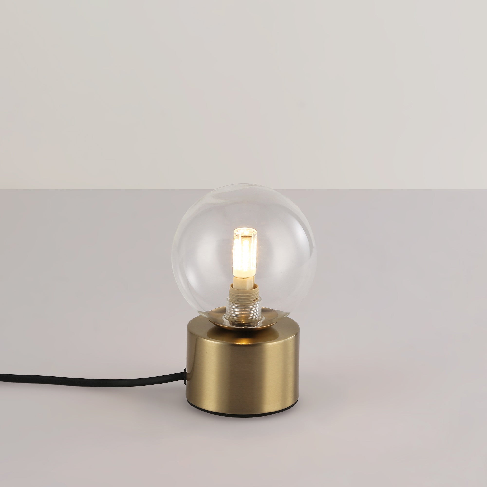 Lámpara de mesa con esfera de cristal "BASS" - G9