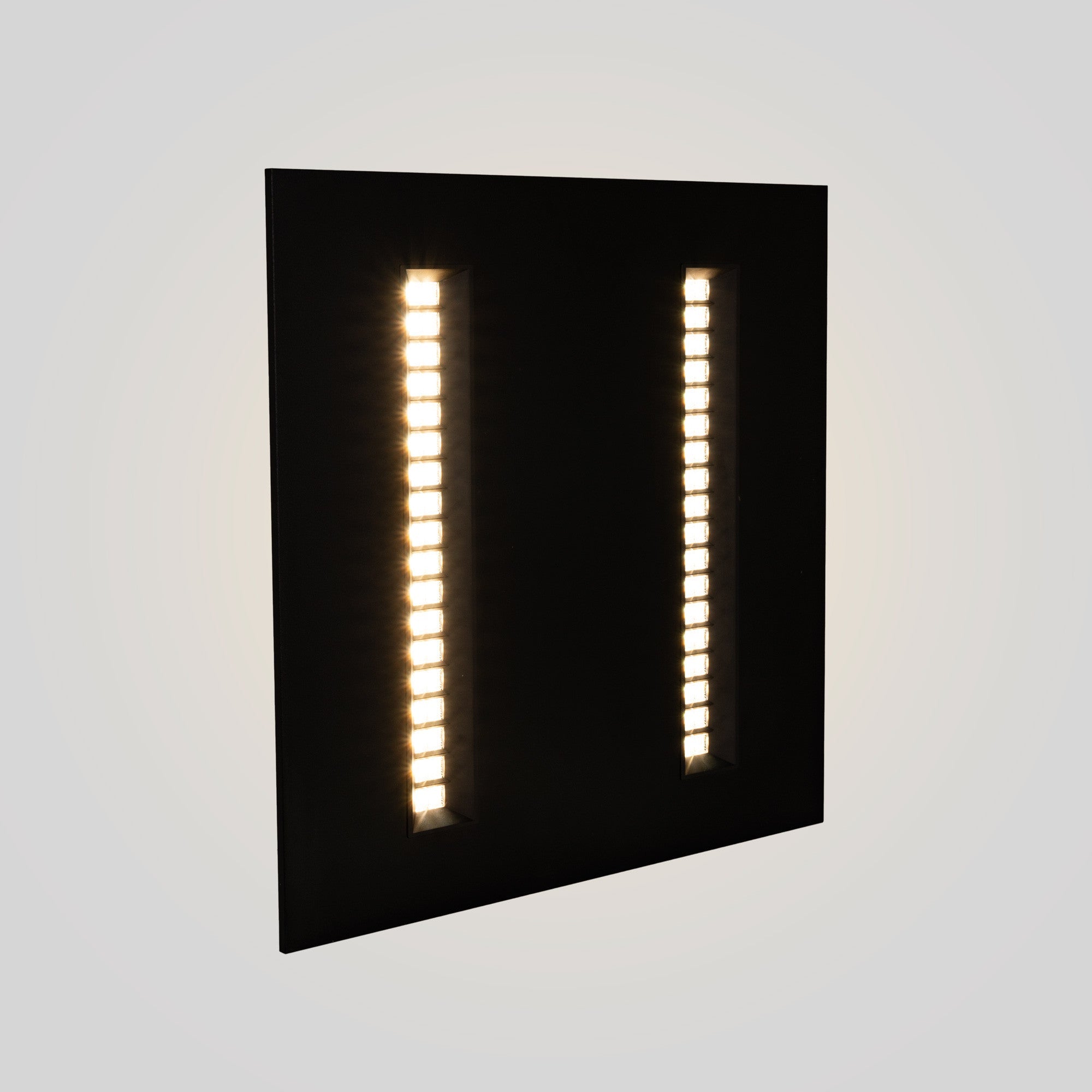 Panel LED empotrable 60x60cm - 40W - UGR18 - Driver PHILIPS - Chip OSRAM - IP40