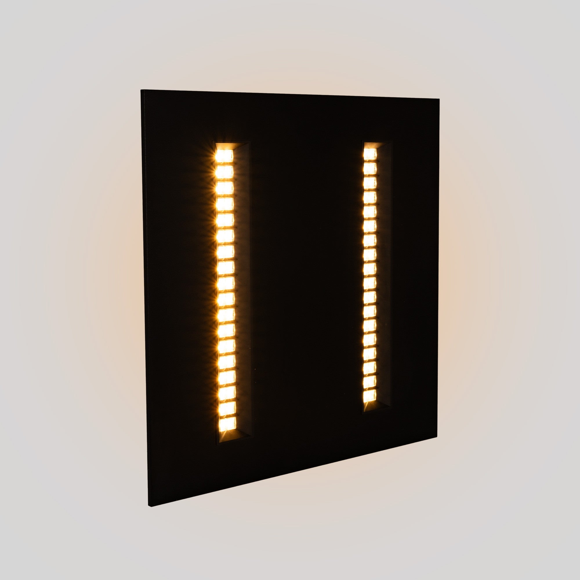 Panel LED empotrable 60x60cm - 40W - UGR18 - Driver PHILIPS - Chip OSRAM - IP40