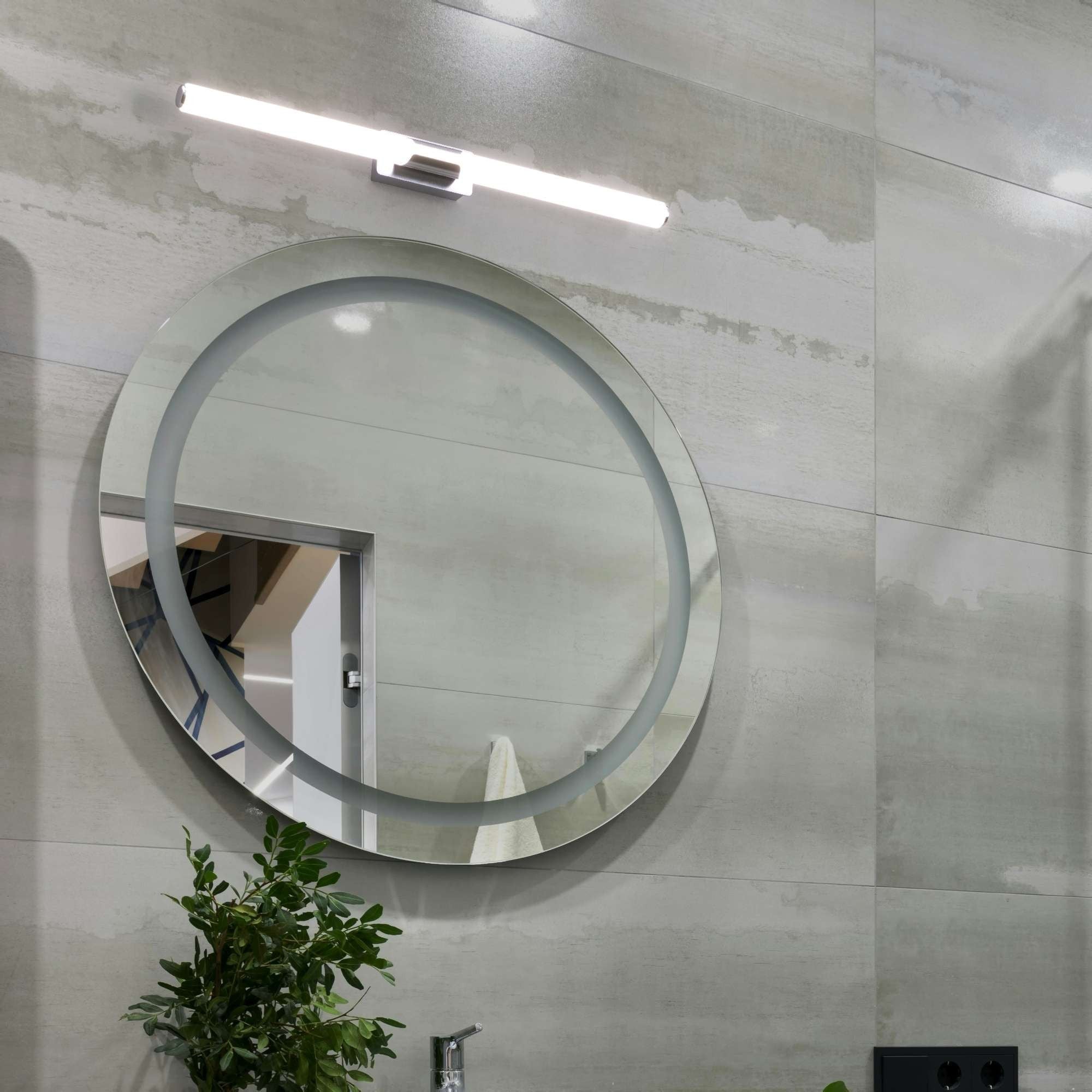 Aplique LED tubular para baño - 8W - IP44 - 60cm