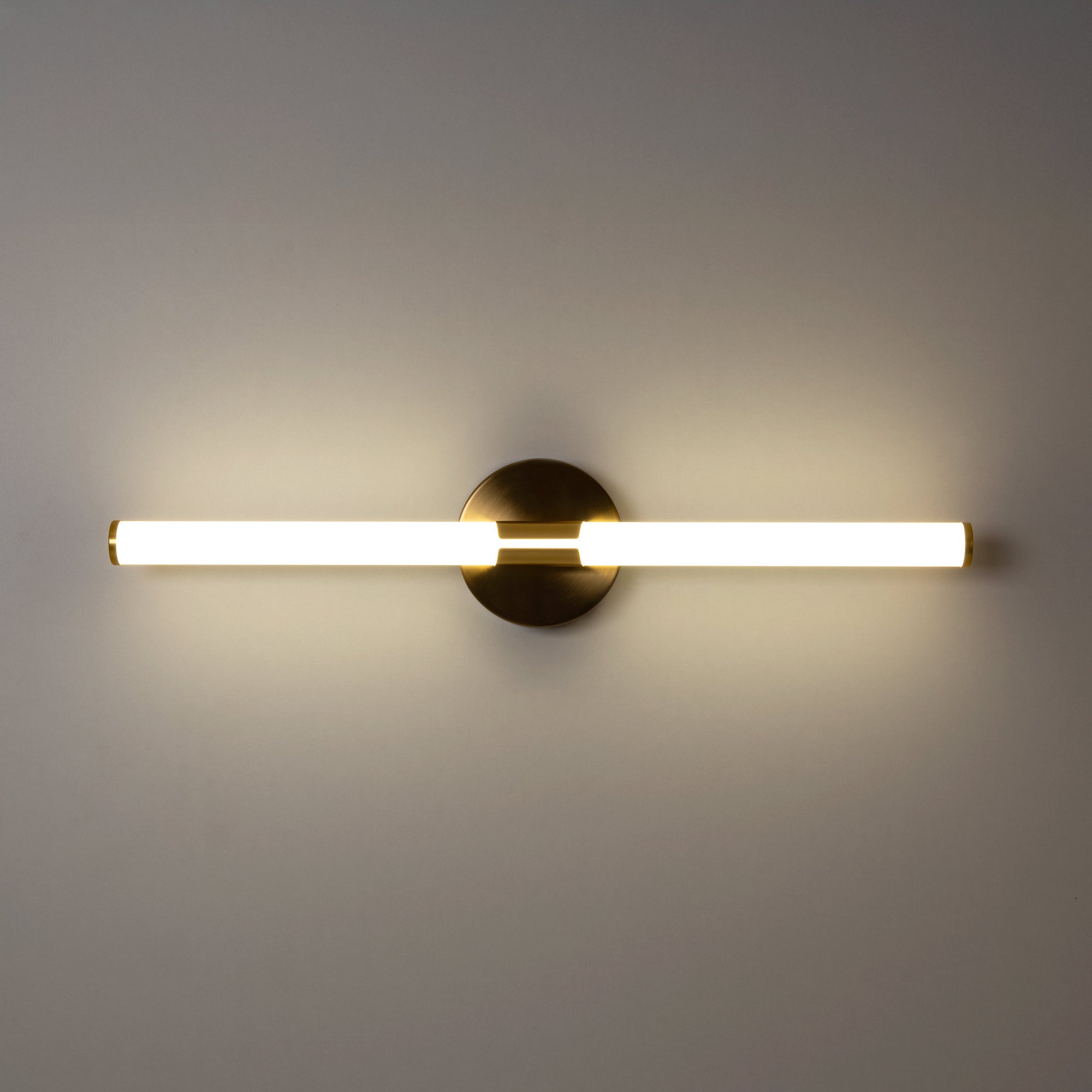 Aplique LED tubular para baño - 8W - 720lm - IP44 - 60cm