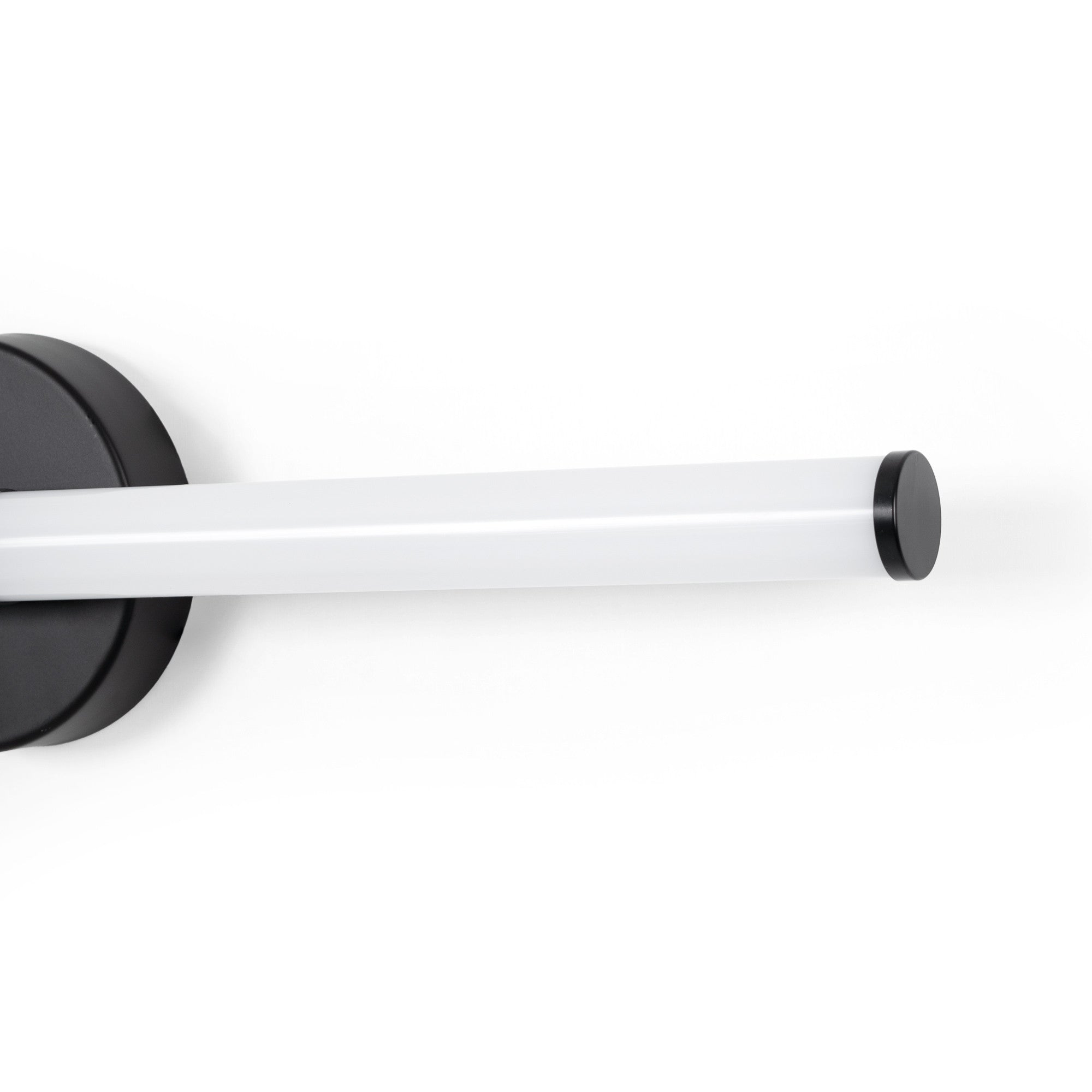 Aplique LED tubular para baño - 8W - 720lm - IP44 - 60cm