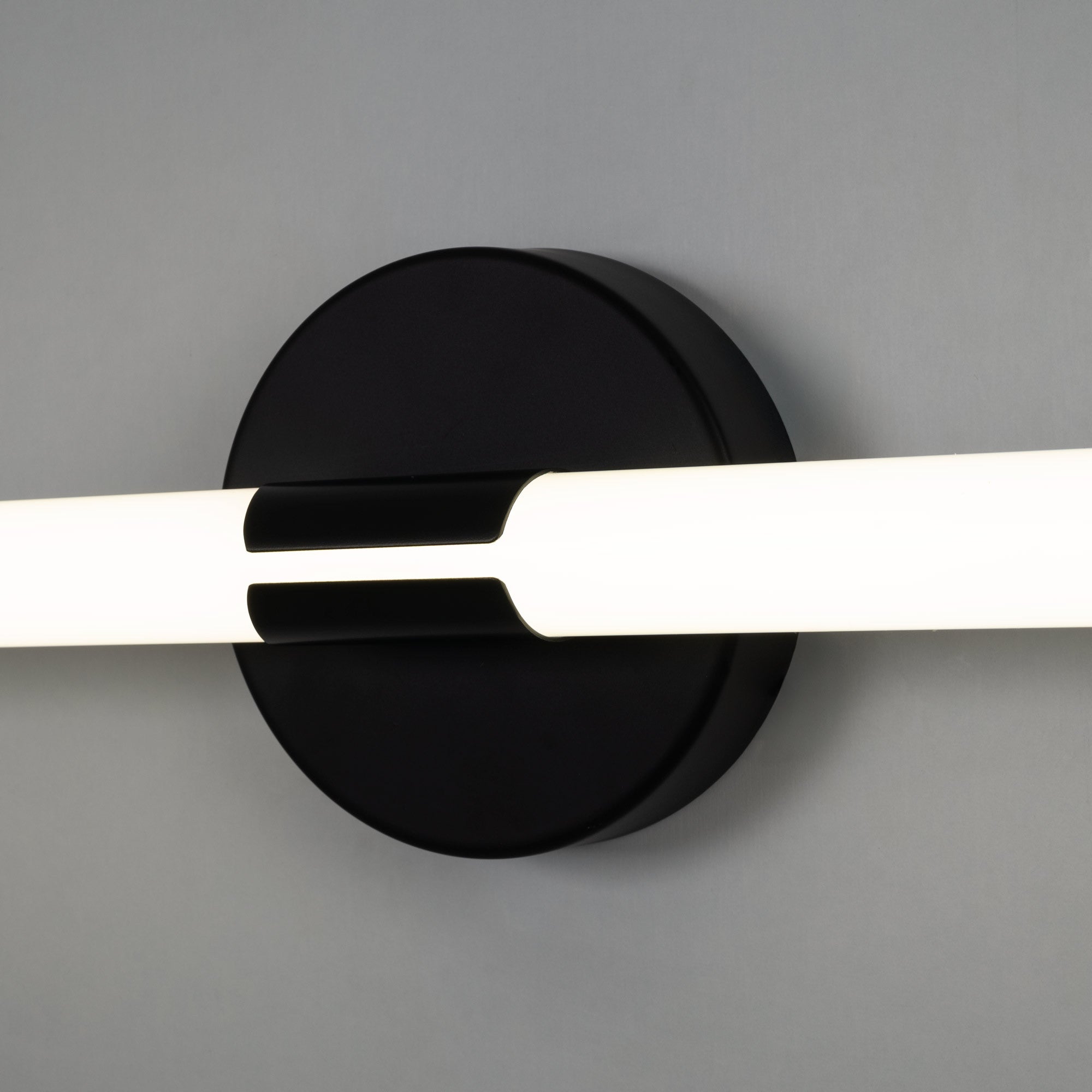 Aplique LED tubular para baño - 8W - 720lm - IP44 - 60cm