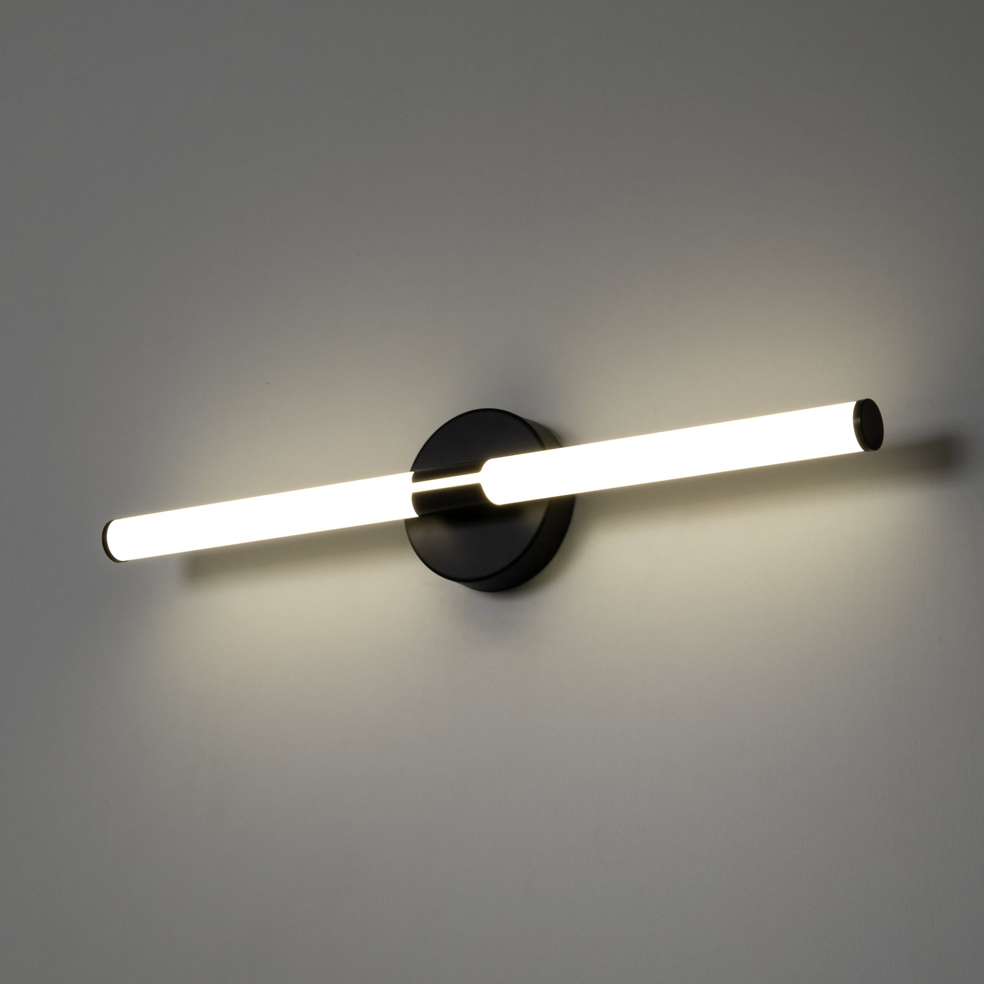 Aplique LED tubular para baño - 8W - 720lm - IP44 - 60cm