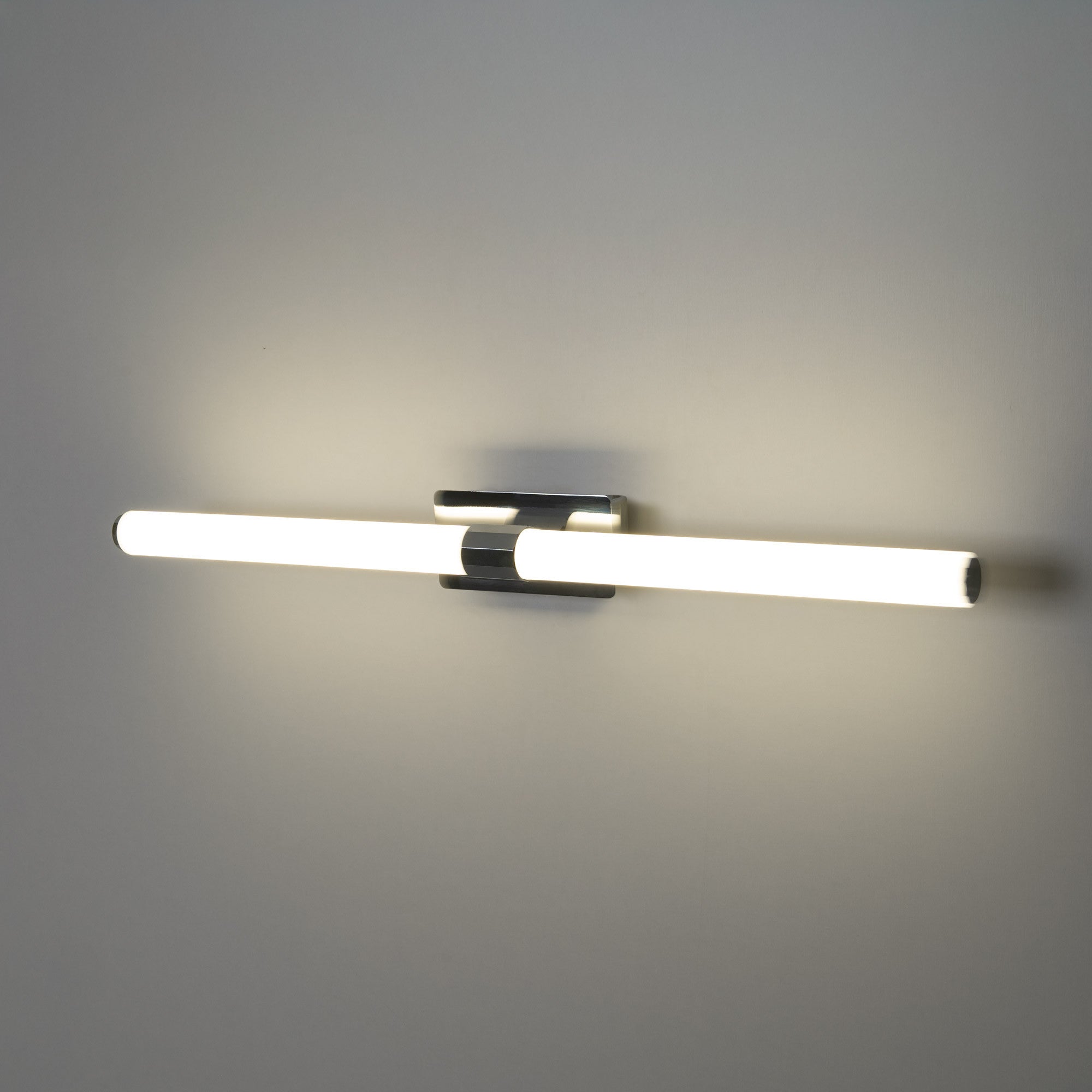 Aplique LED tubular para baño - 8W - IP44 - 60cm