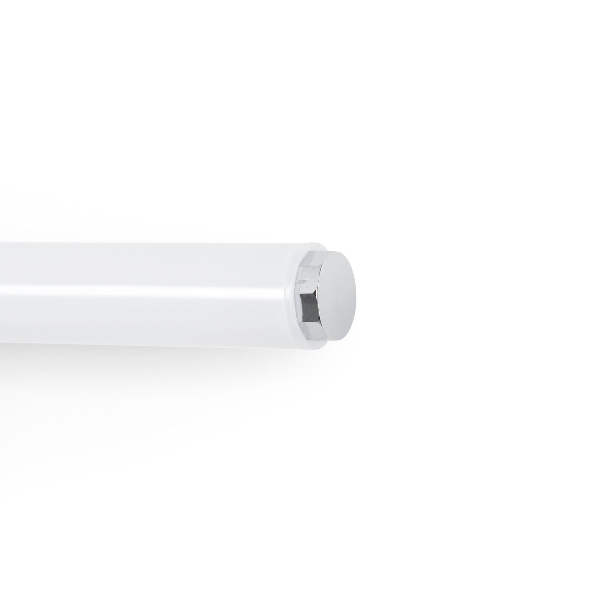 Aplique LED tubular para baño - 8W - IP44 - 60cm