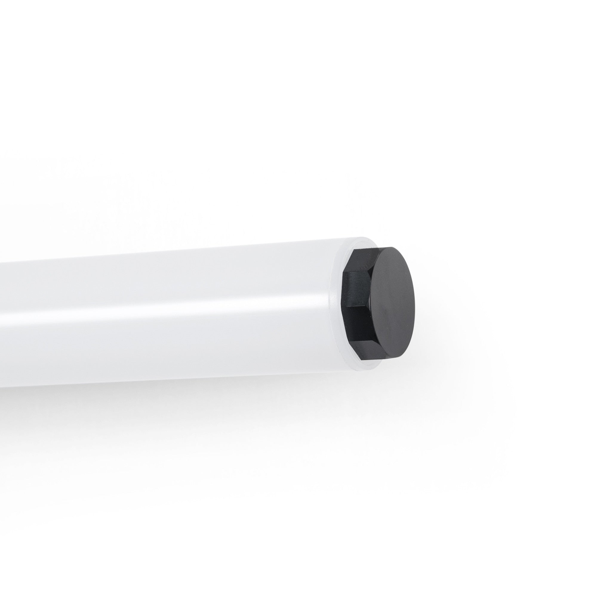 Aplique LED tubular para baño - 8W - IP44 - 60cm