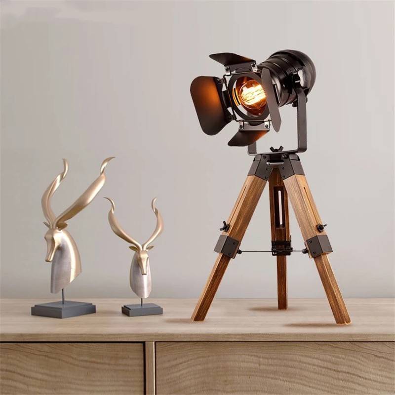 Lámpara de mesa vintage con trípode "Cinema Mini"